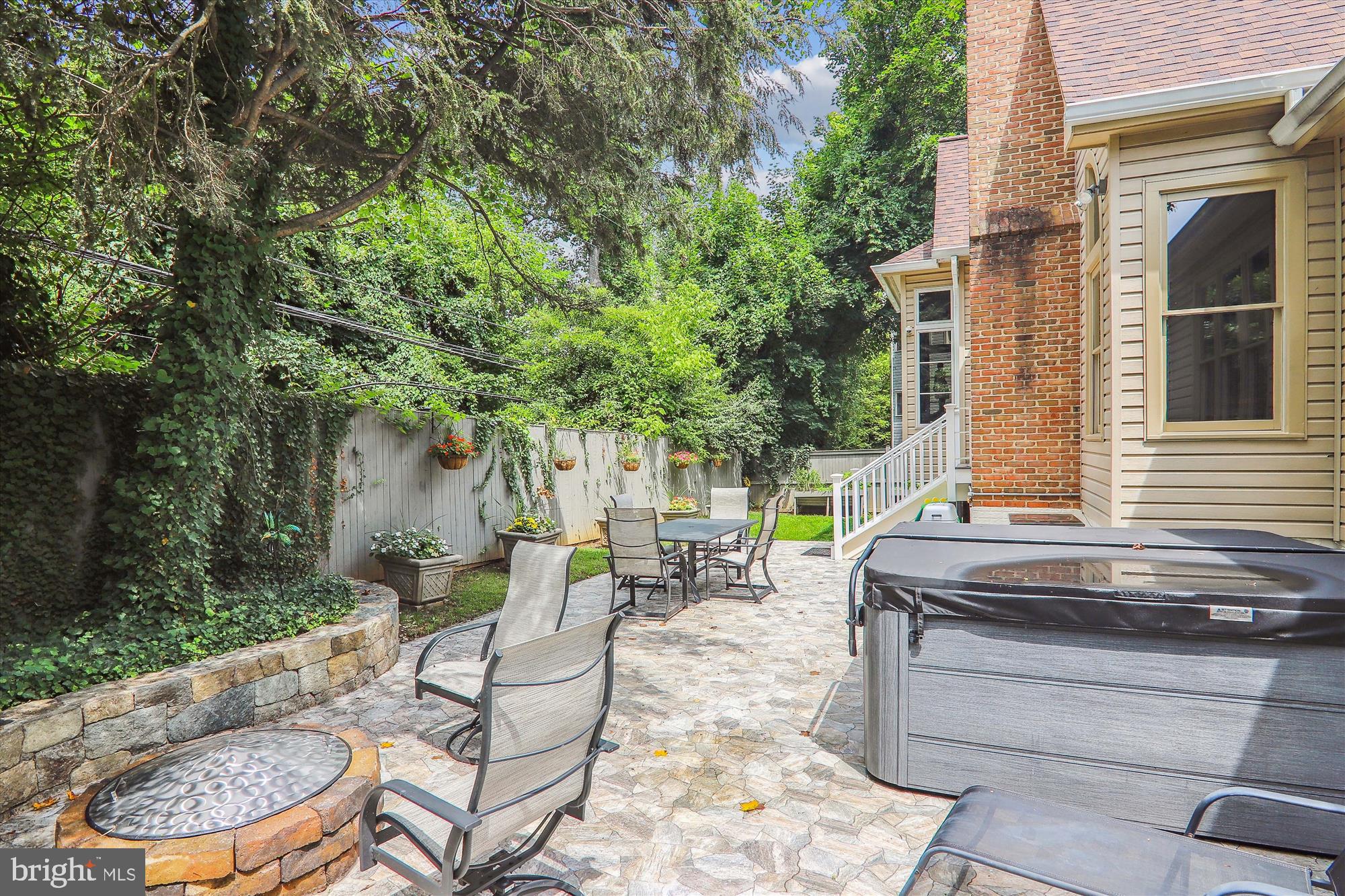 SPRUCE TREE VILLAGE - Residential