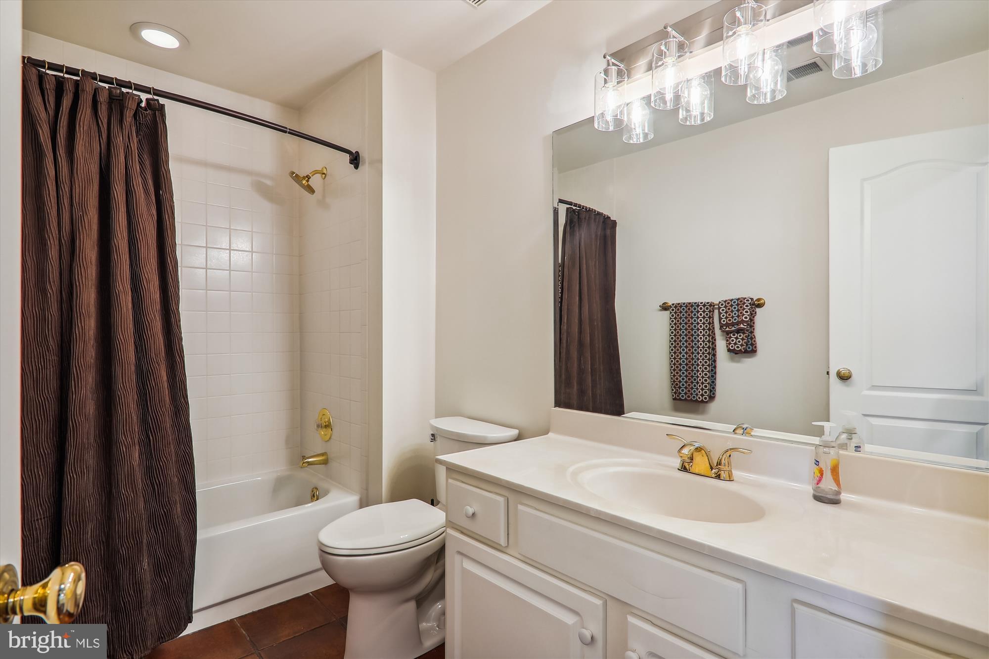 SPRUCE TREE VILLAGE - Residential