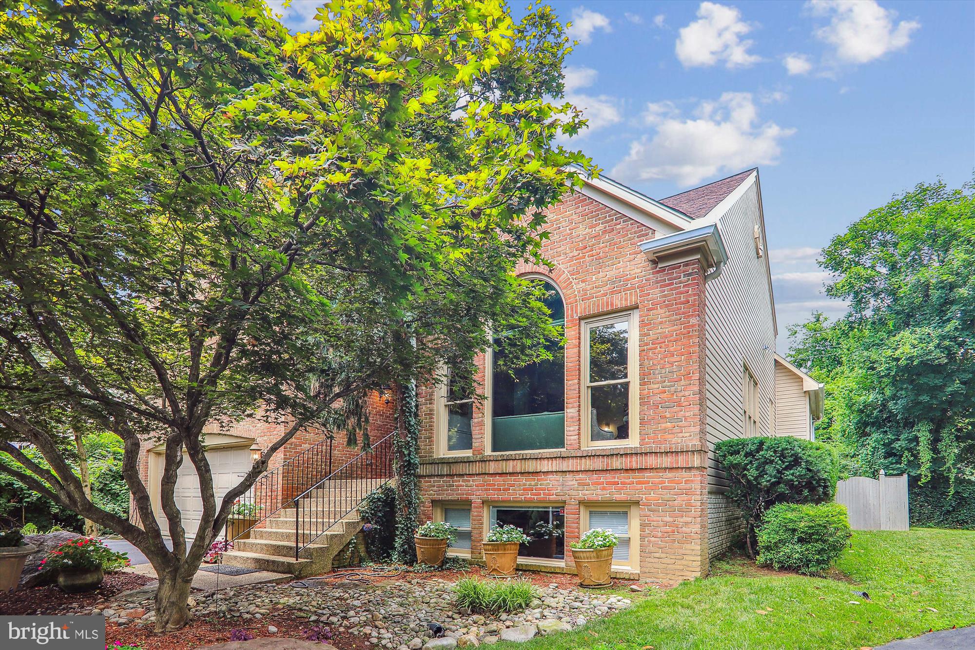 SPRUCE TREE VILLAGE - Residential