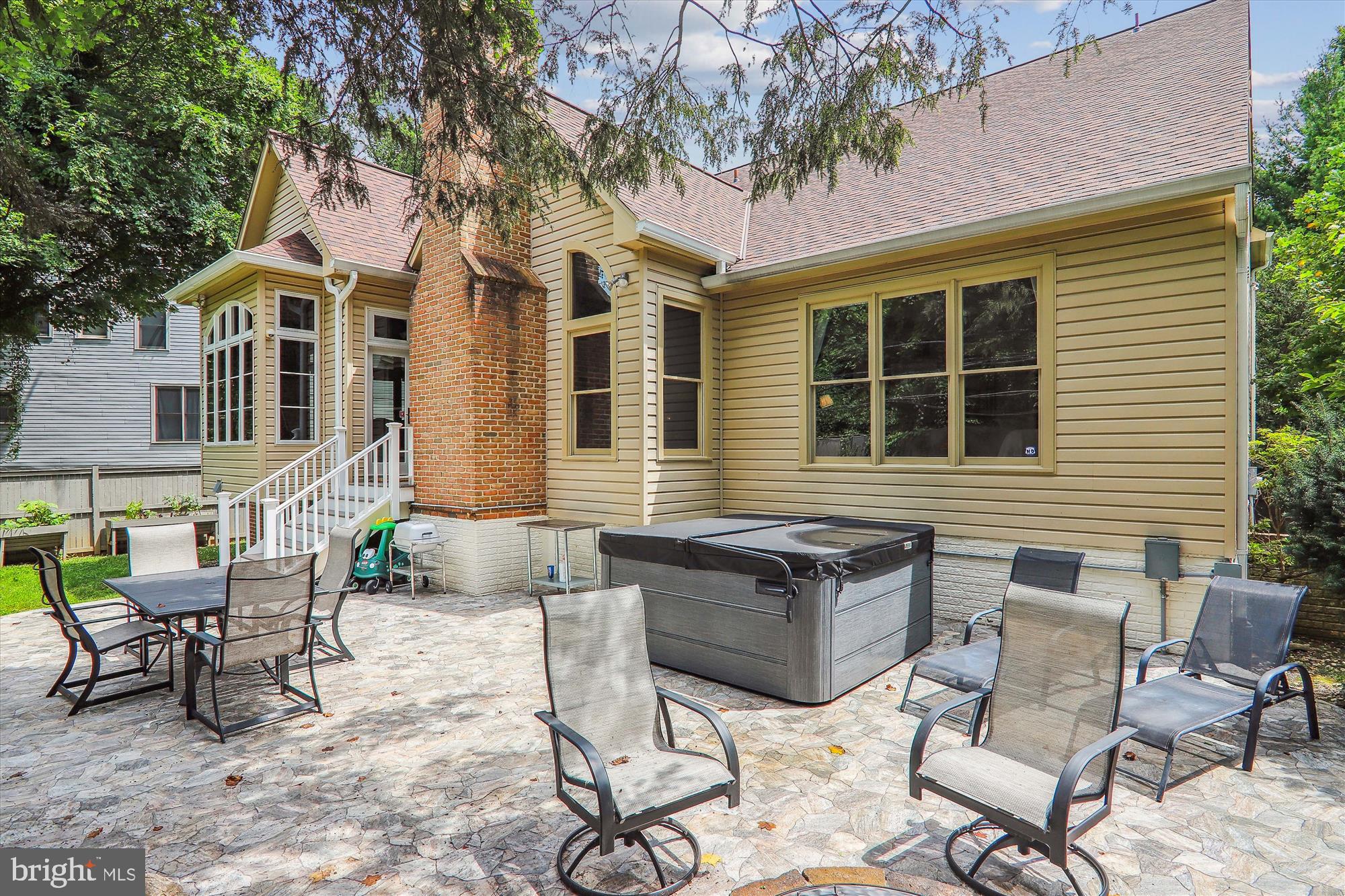 SPRUCE TREE VILLAGE - Residential