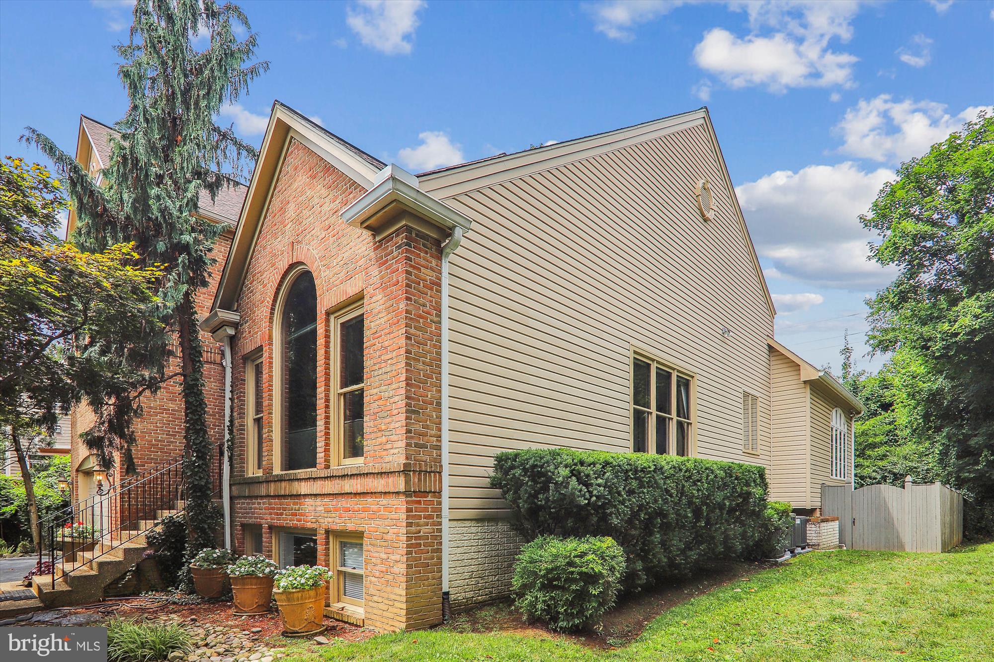 SPRUCE TREE VILLAGE - Residential