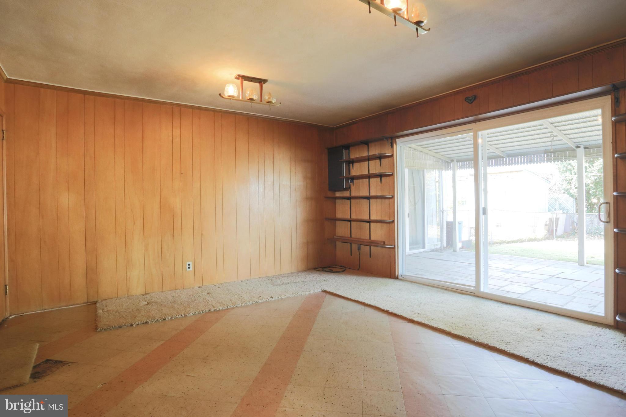 BUSTLETON - Residential