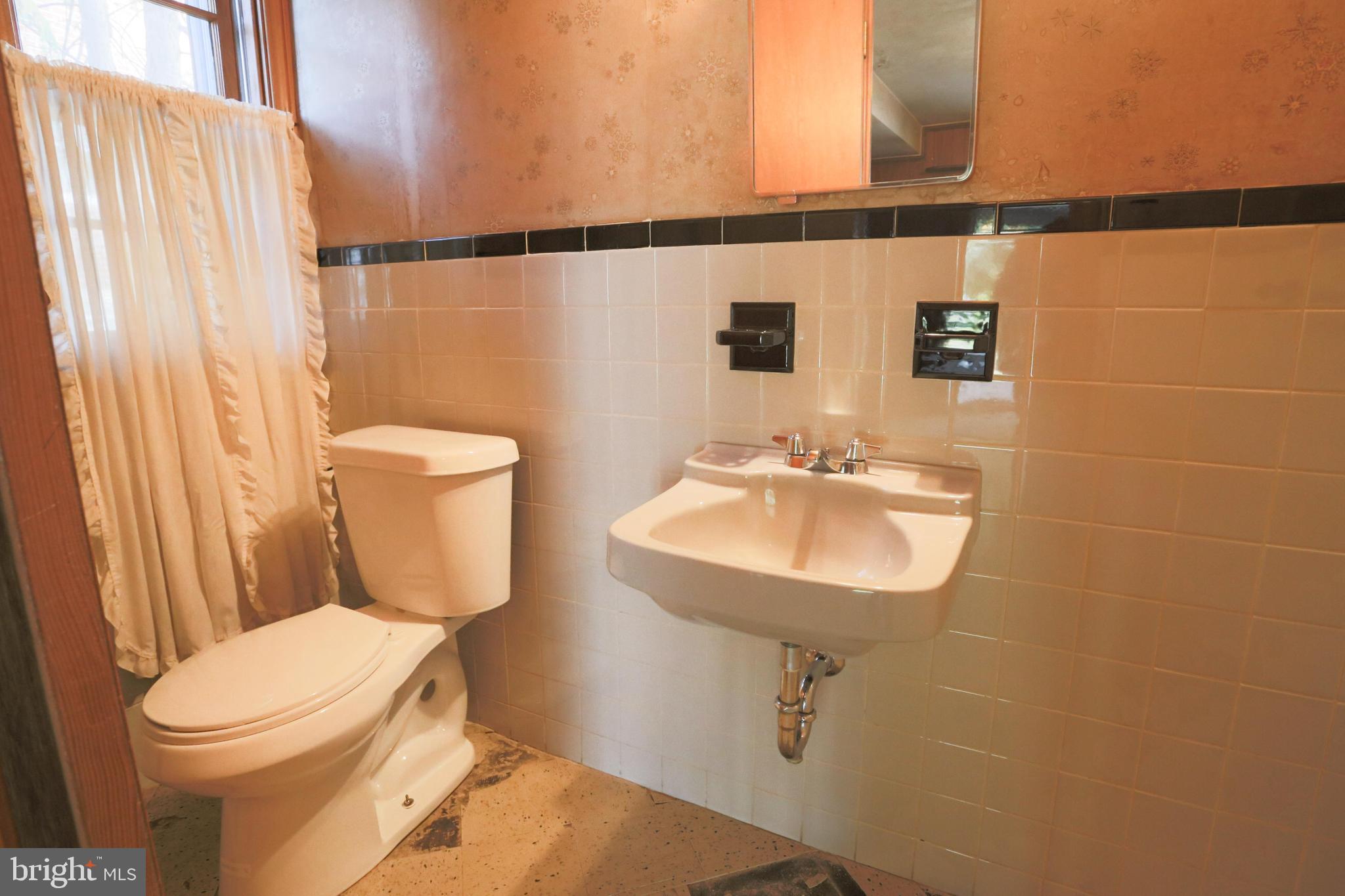 BUSTLETON - Residential