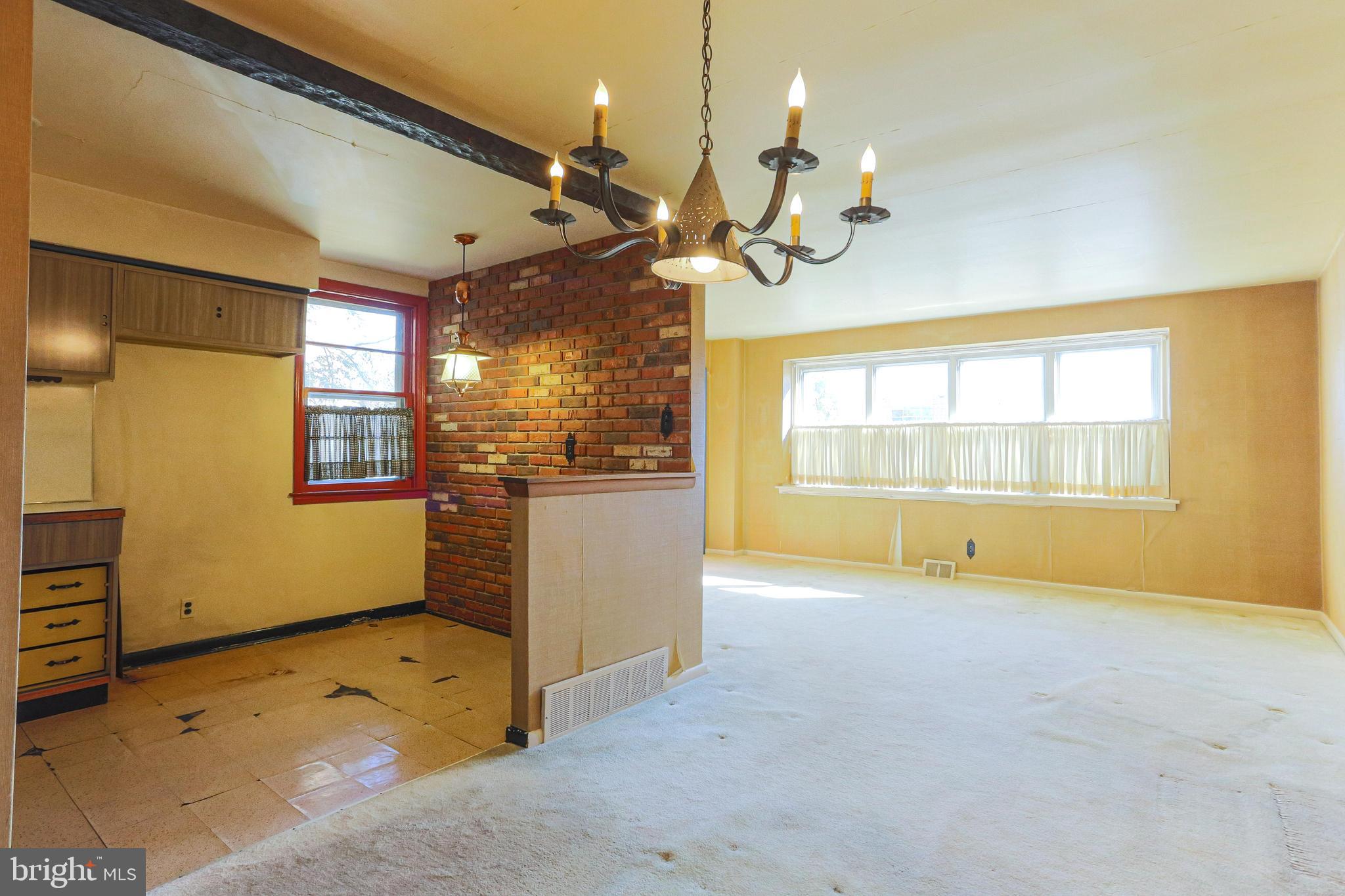 BUSTLETON - Residential