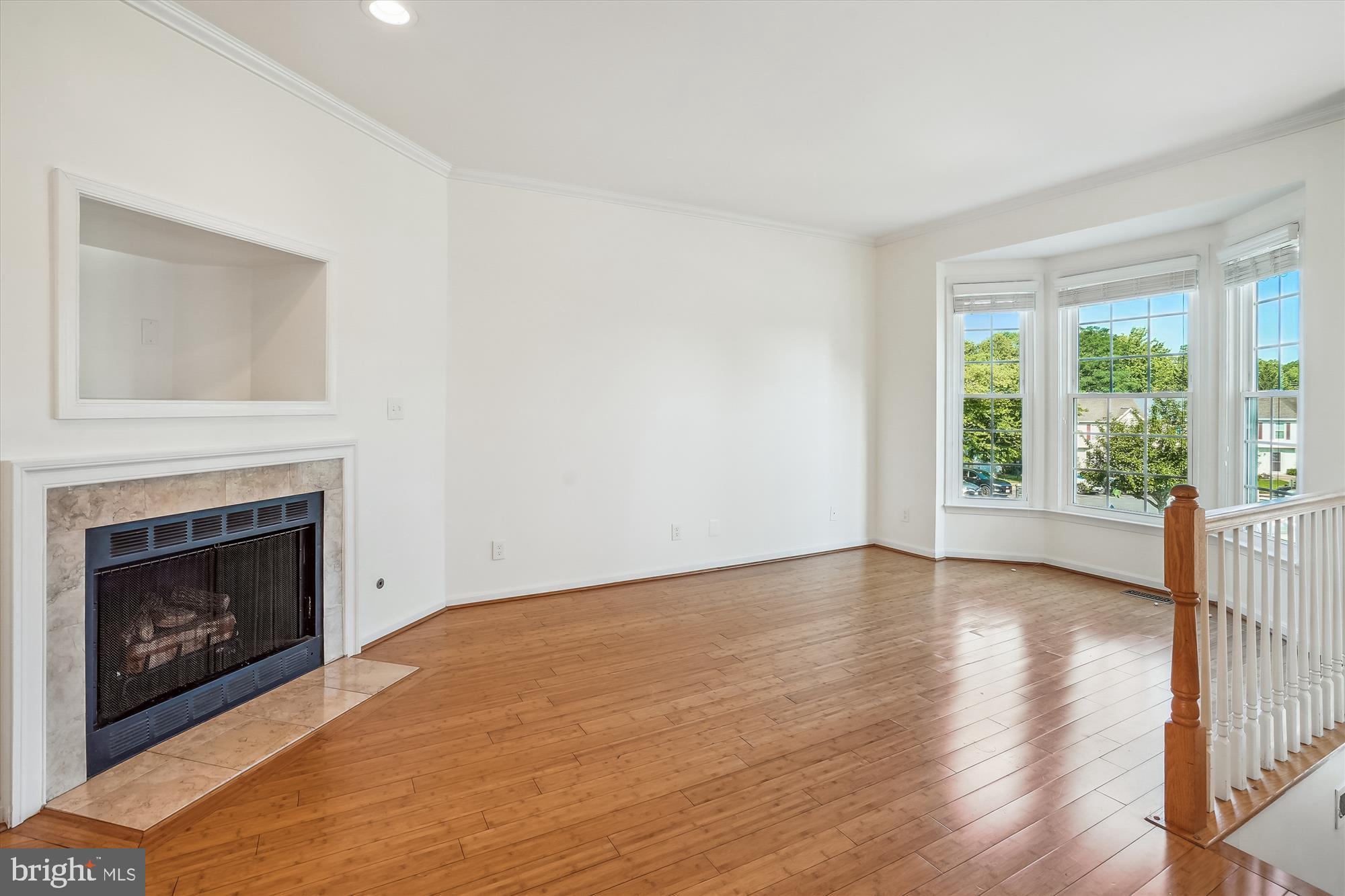 STONE RIVER - Residential Lease