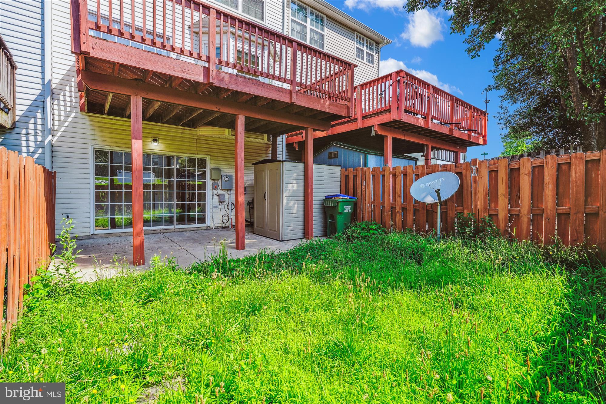 STONE RIVER - Residential Lease