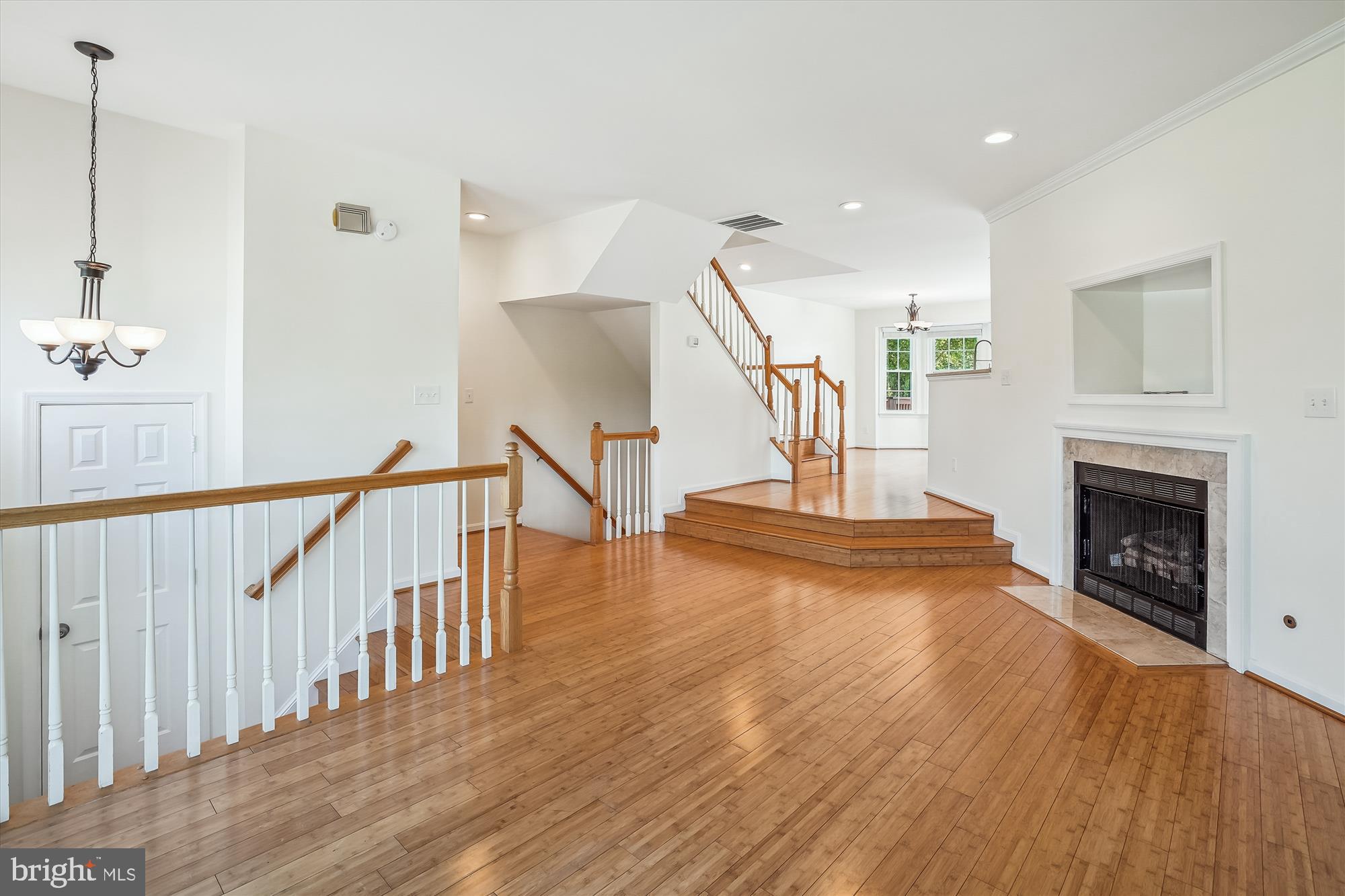 STONE RIVER - Residential Lease