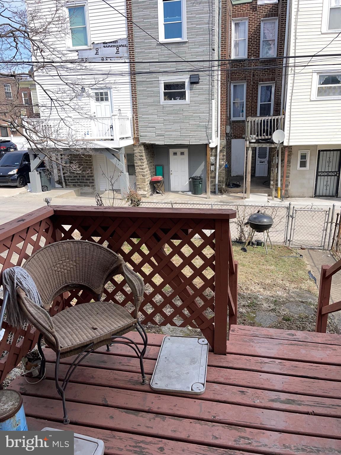 LAWNCREST - Residential