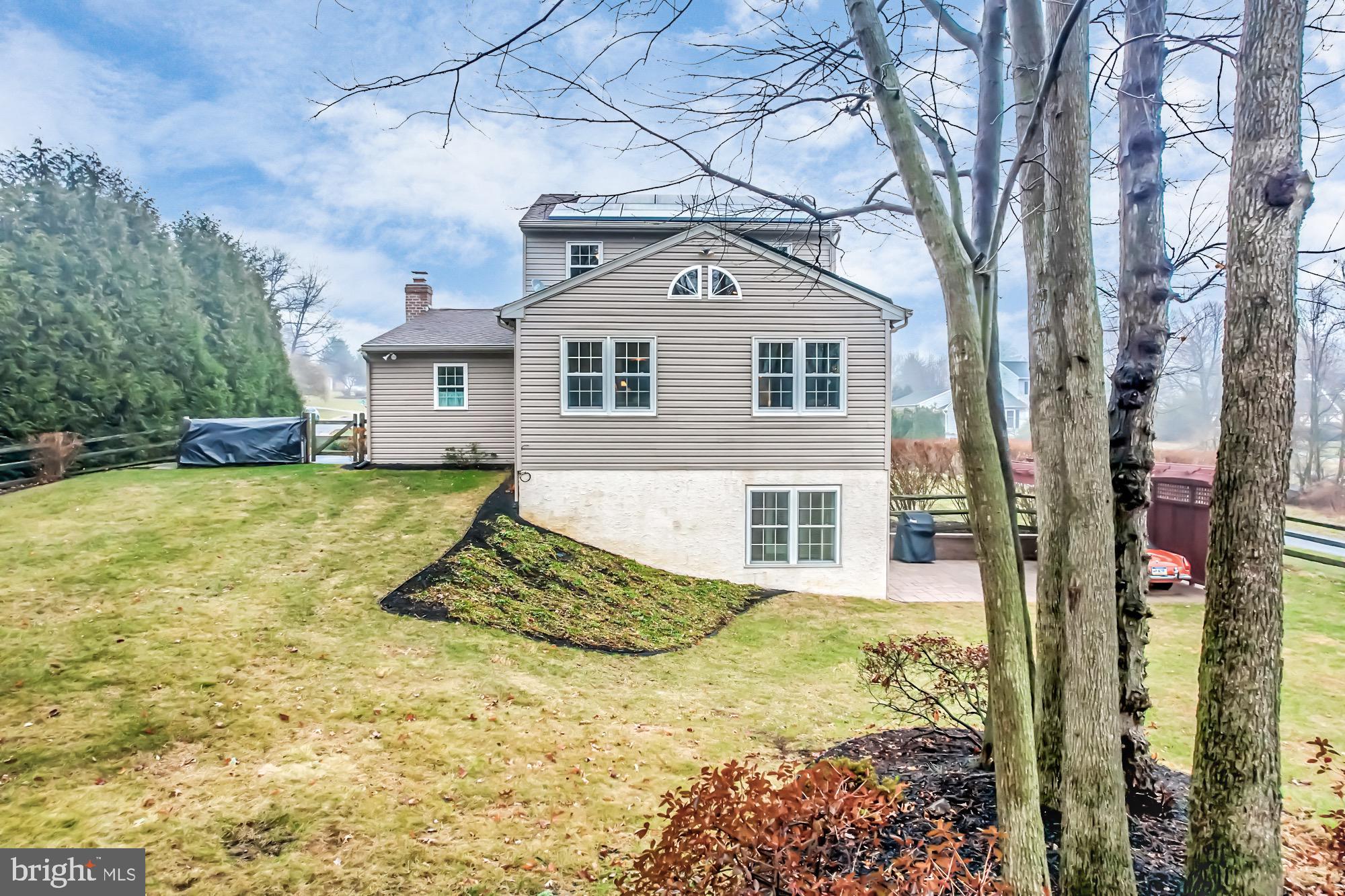 359 ROCKLYN STATION