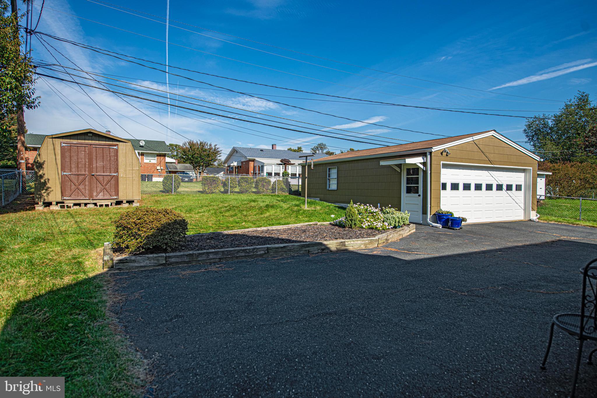 PERRY HALL ESTATES - Residential