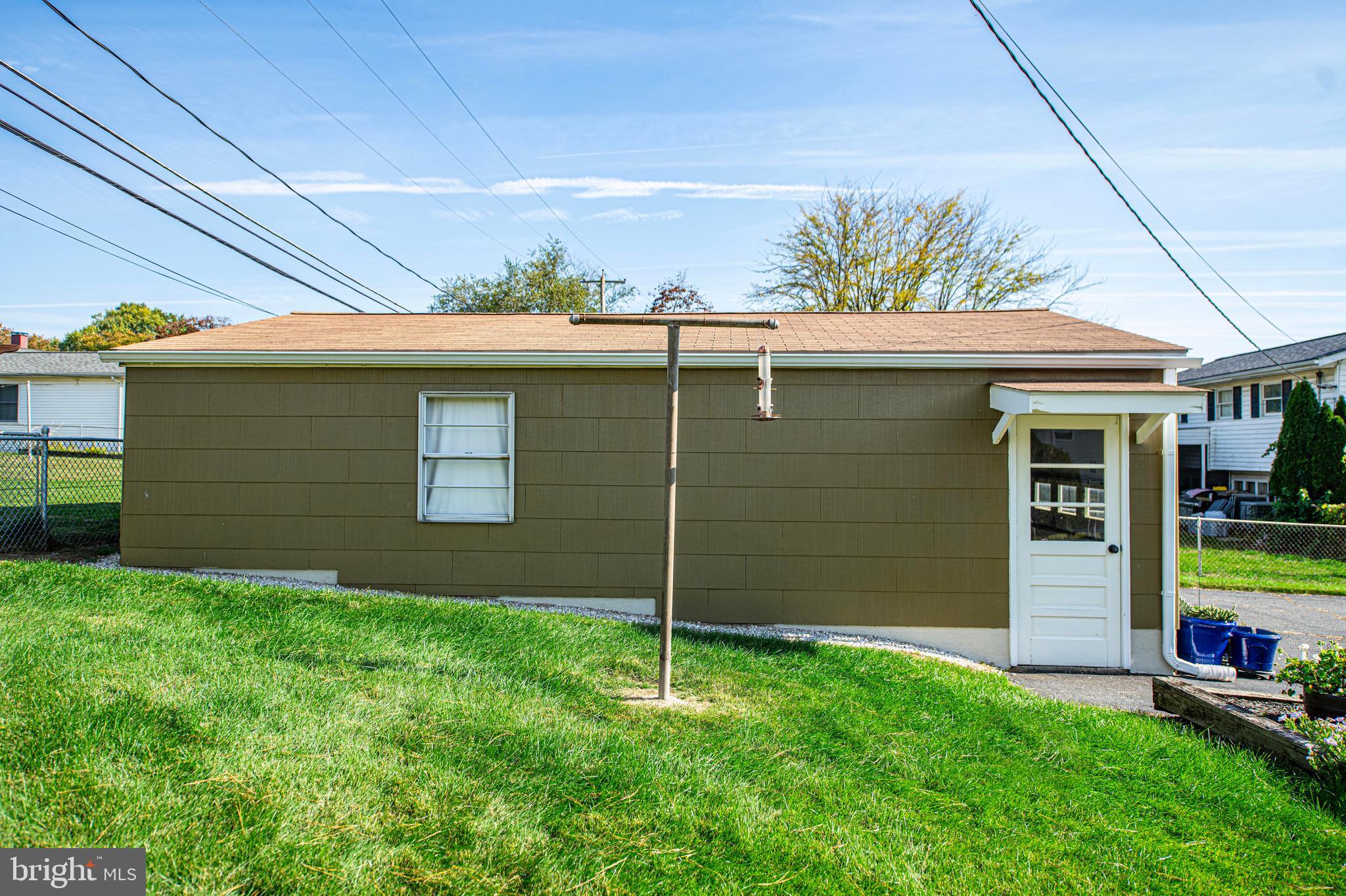 PERRY HALL ESTATES - Residential