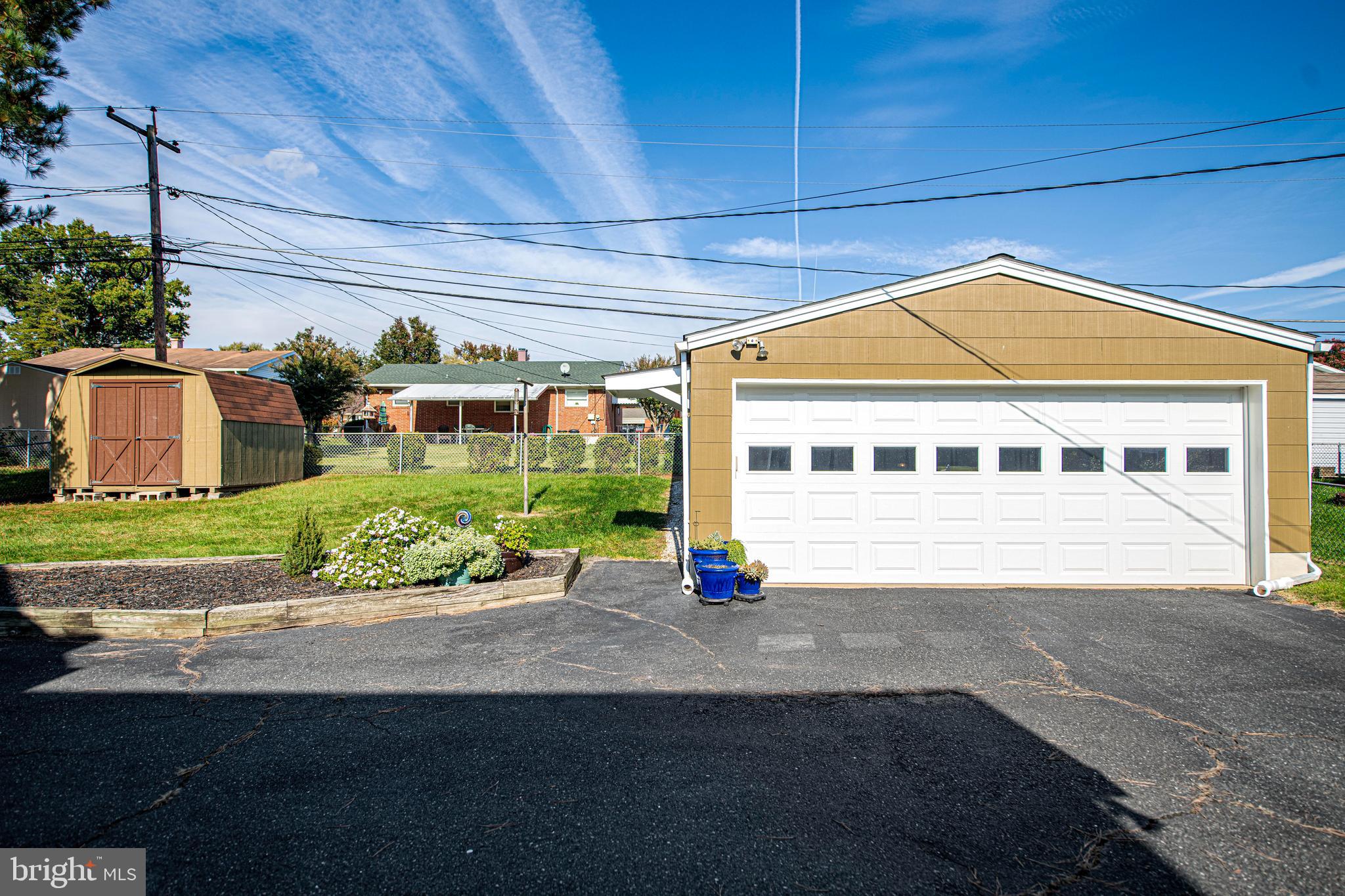 PERRY HALL ESTATES - Residential