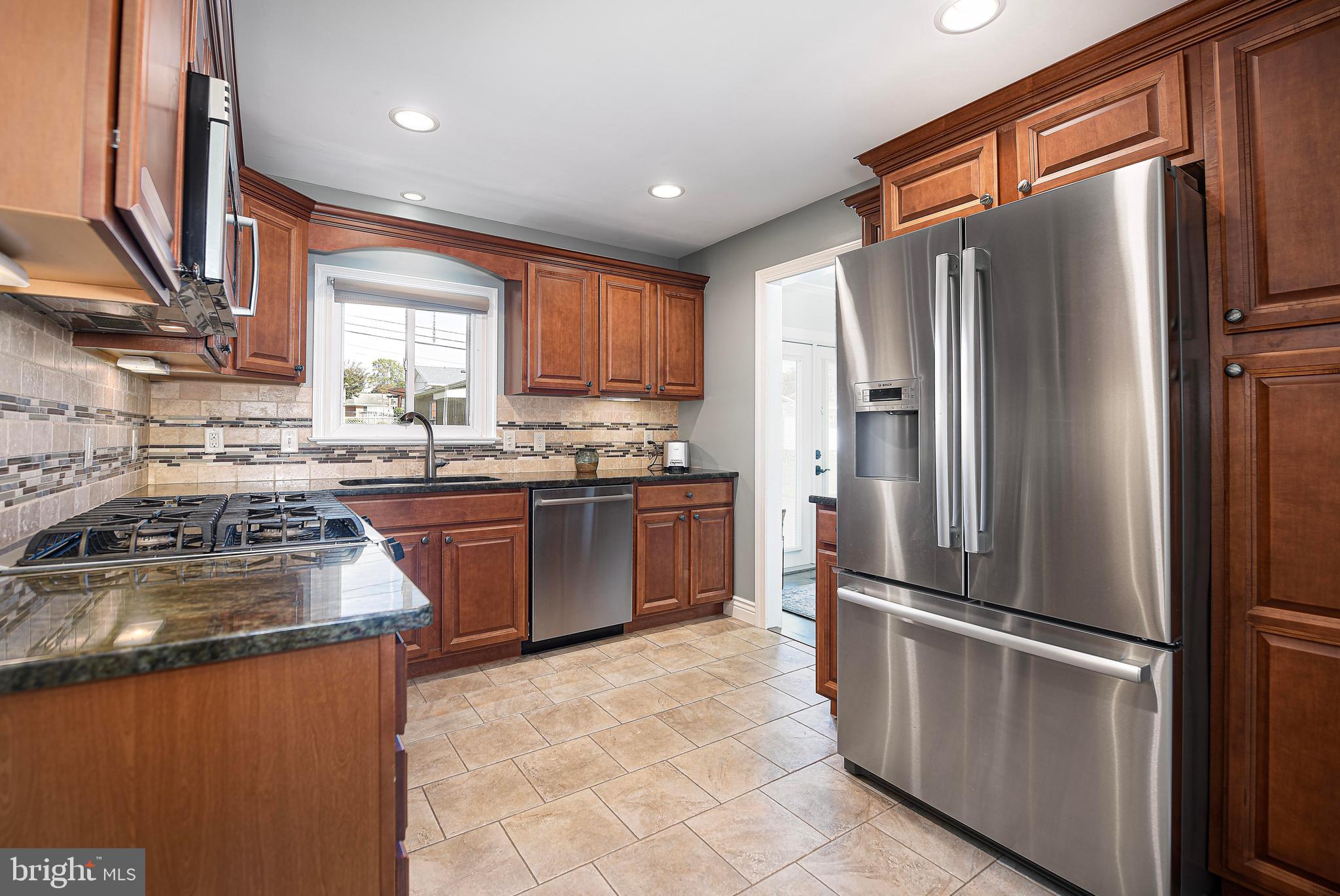 PERRY HALL ESTATES - Residential