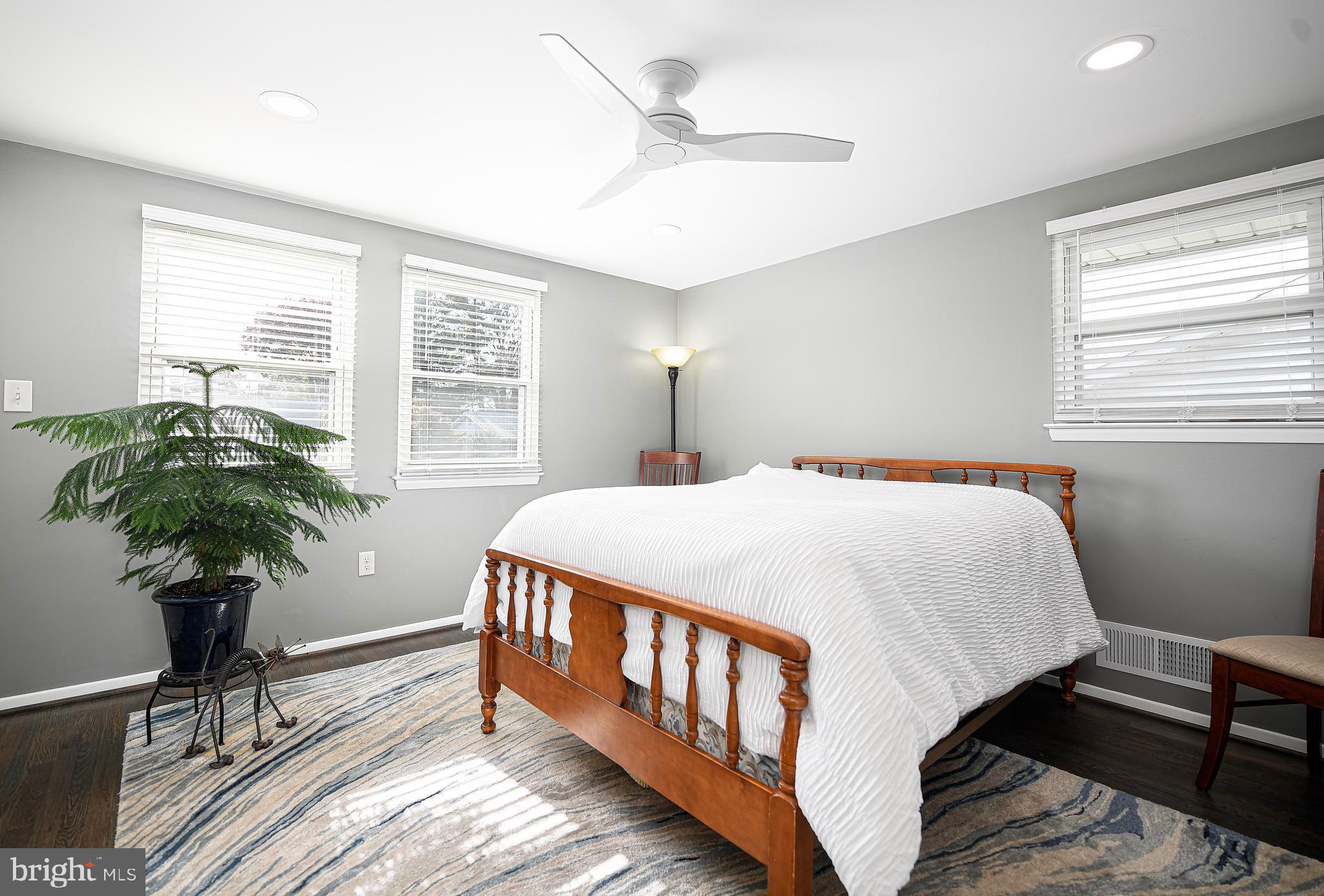 PERRY HALL ESTATES - Residential