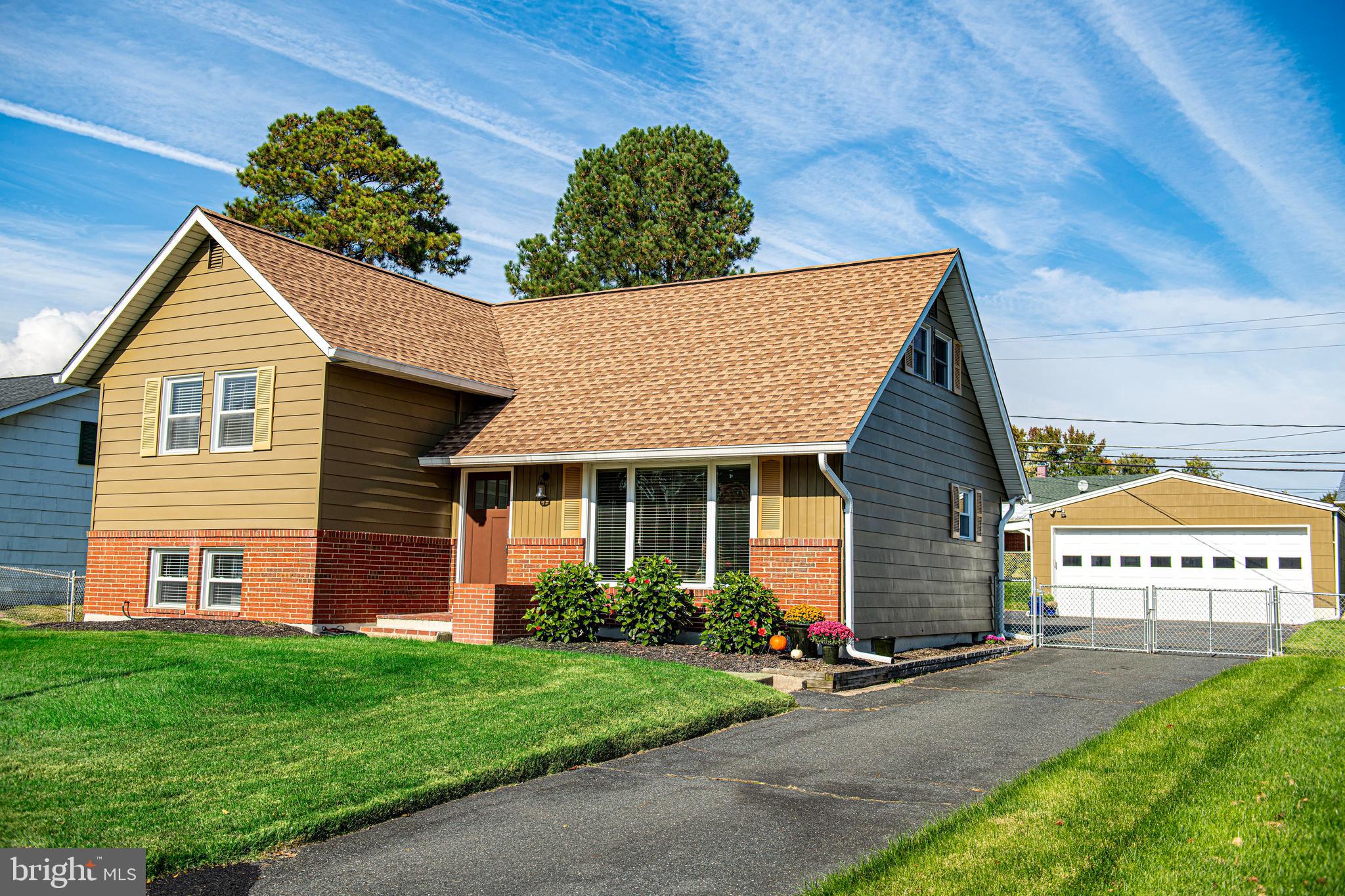 PERRY HALL ESTATES - Residential