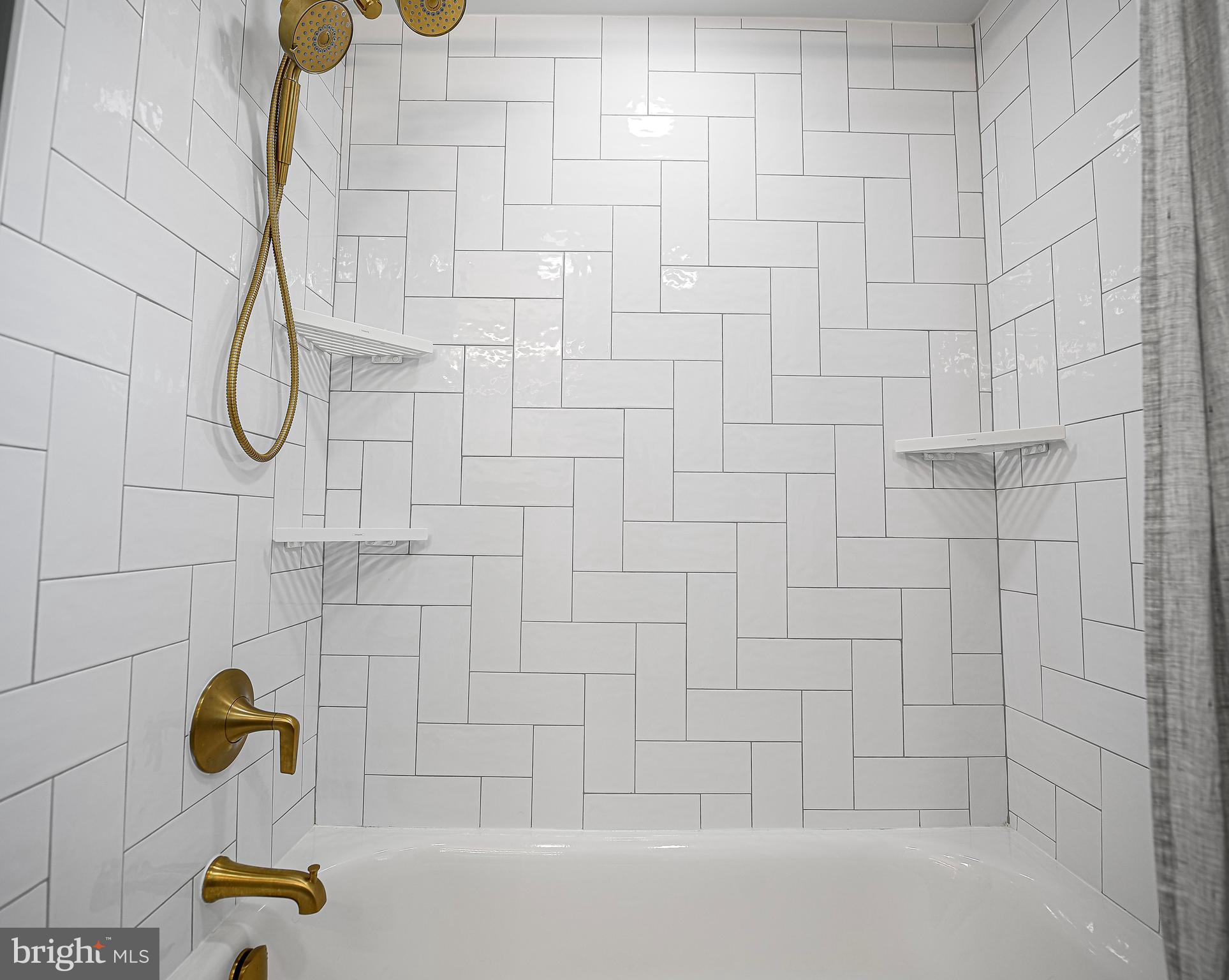 PERRY HALL ESTATES - Residential