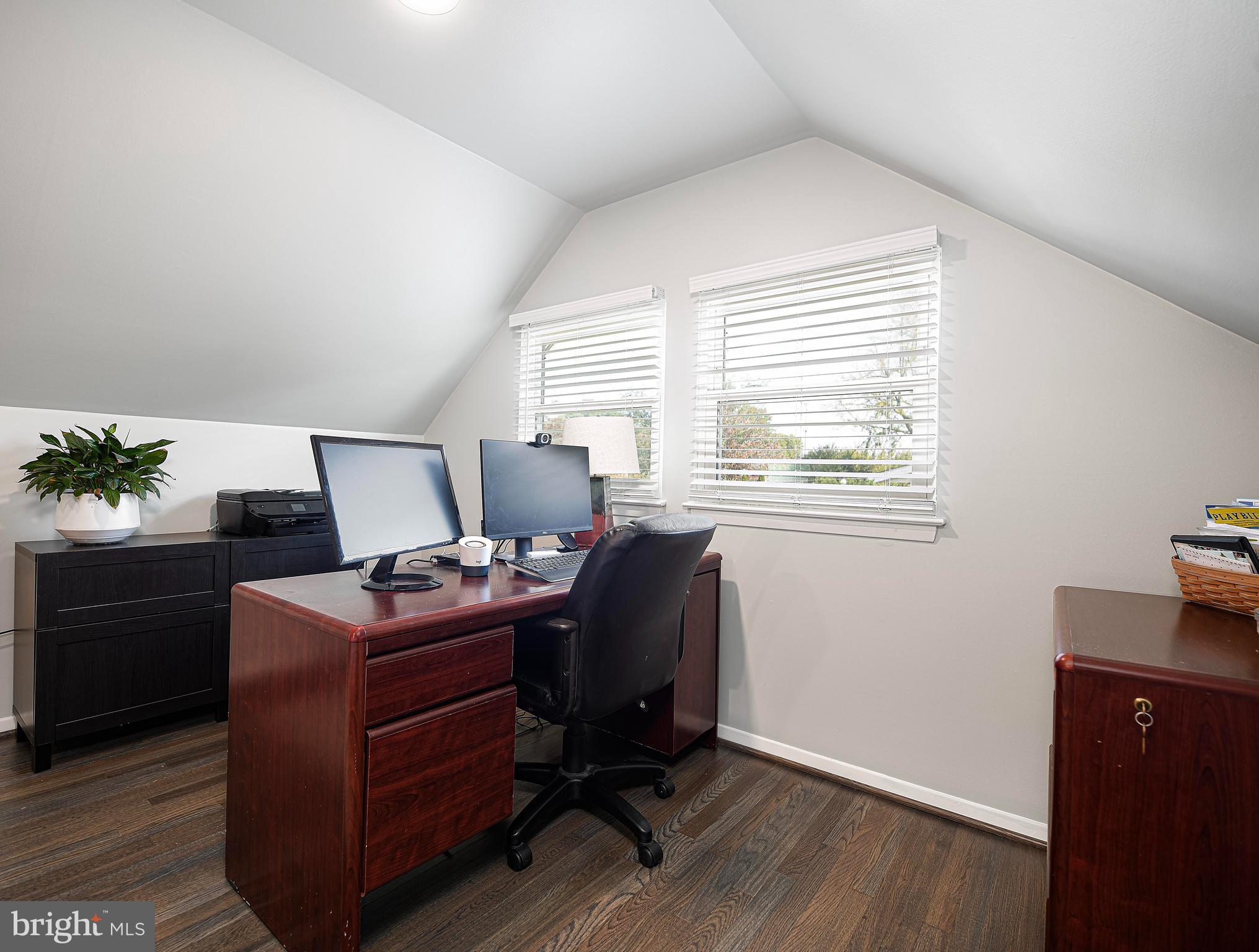 PERRY HALL ESTATES - Residential