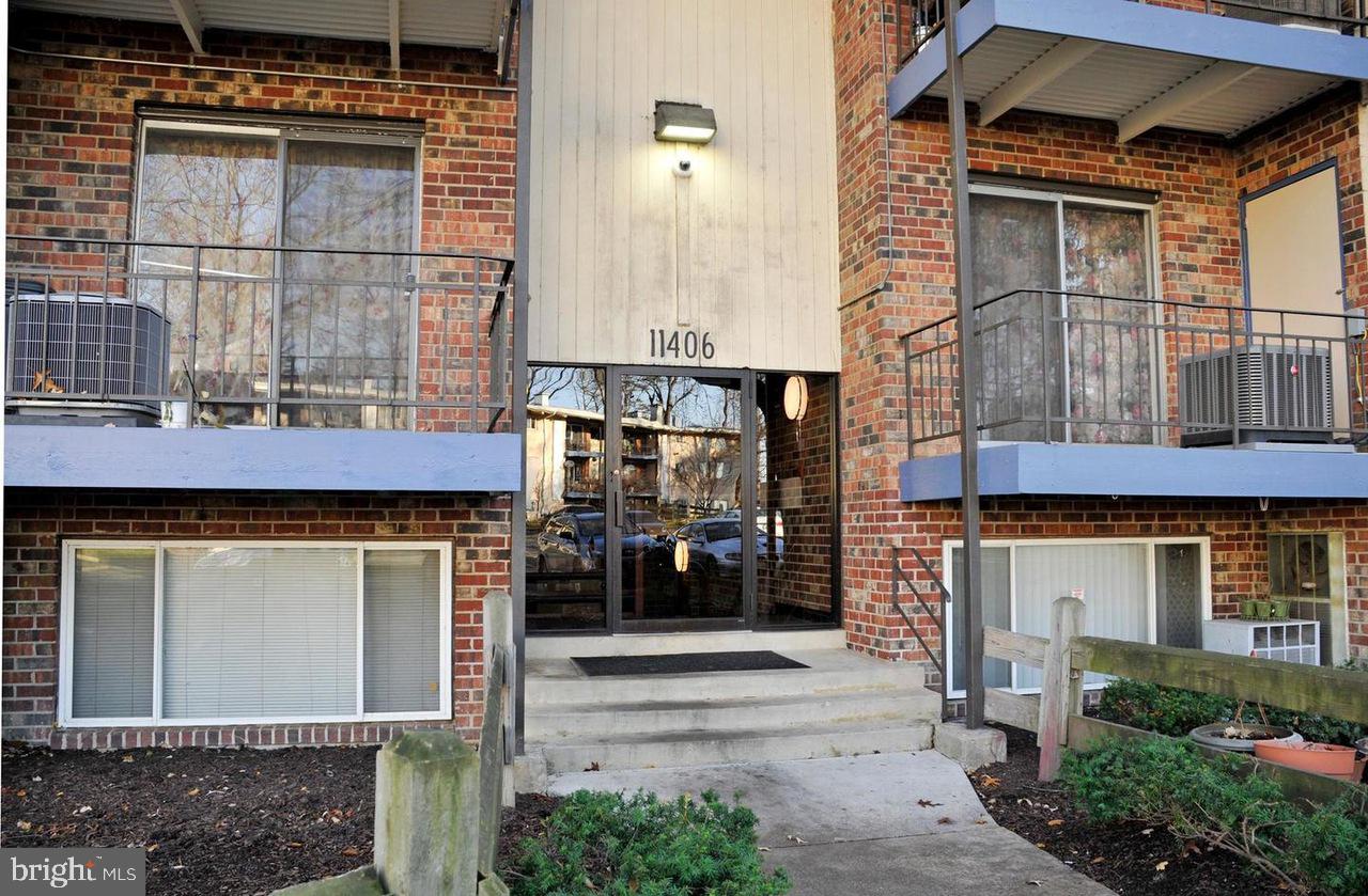 Charming 1-Bedroom Condo in Cherry Glen!
Welcome to this bright and efficient 1-bedroom, 1-bath condo located in the well-maintained Cherry Glen community. Featuring an open-concept living and dining area, this ground-level unit offers easy access and comfortable living. The spacious bedroom includes generous closet space, while the full bathroom is conveniently located. Enjoy the benefits of low-maintenance condo living with access to community amenities, including ample parking and nearby green spaces. Ideally situated near major highways, shopping centers, restaurants, and the Greenbelt Metro, this location is perfect for commuters and first-time buyers. Don’t miss this affordable opportunity in a prime Beltsville location!