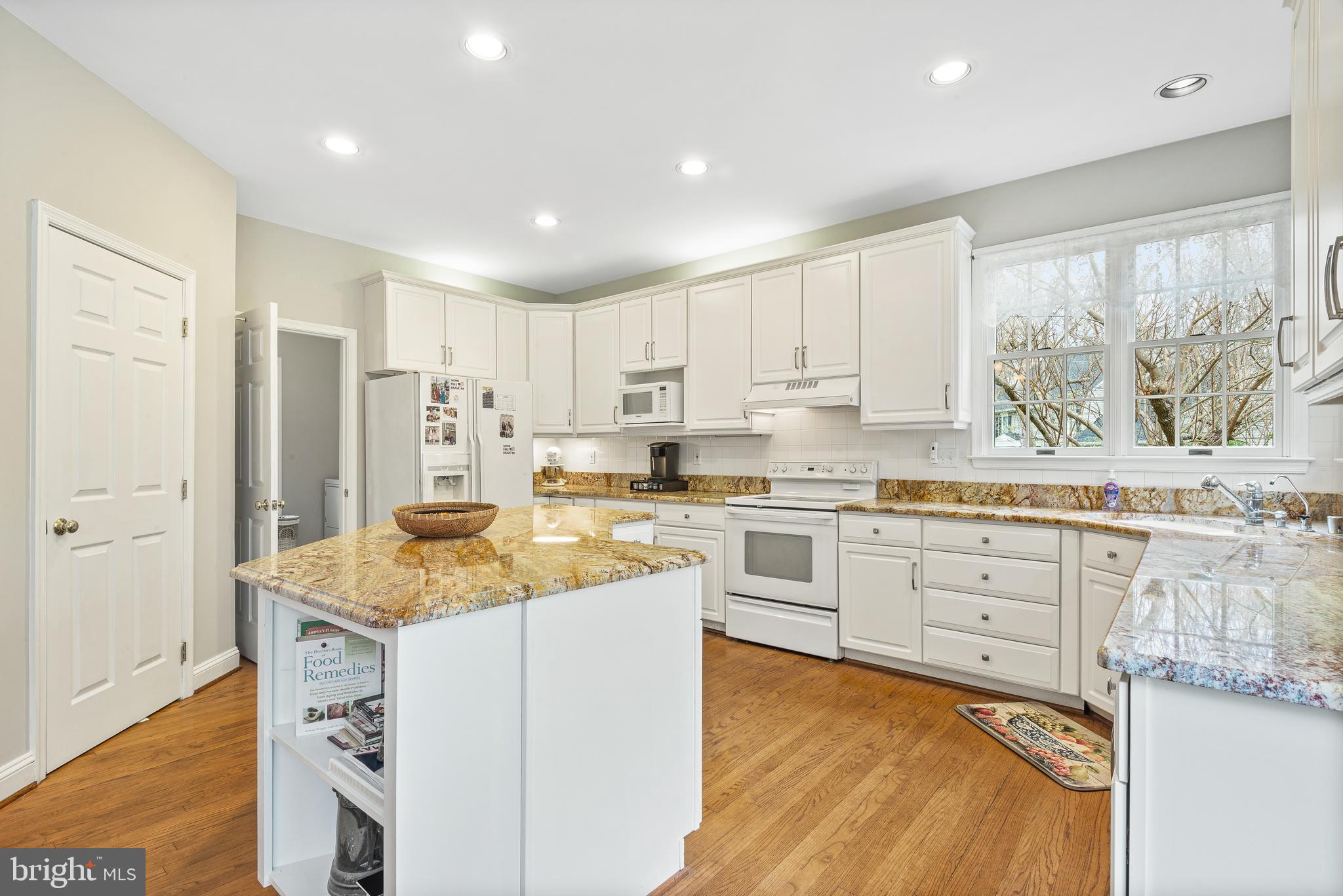 HARNESSES GARDENS - Residential