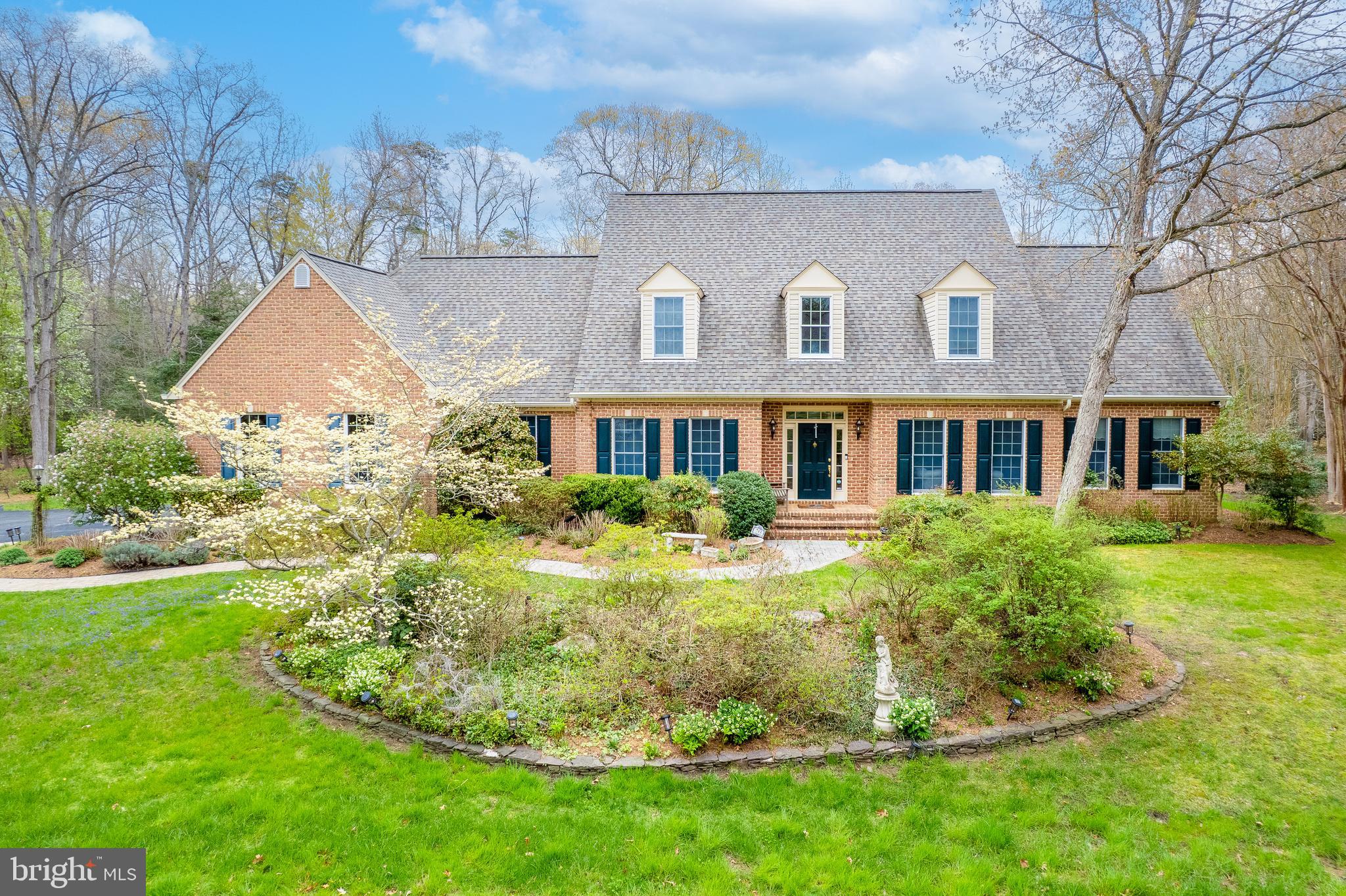 HARNESSES GARDENS - Residential