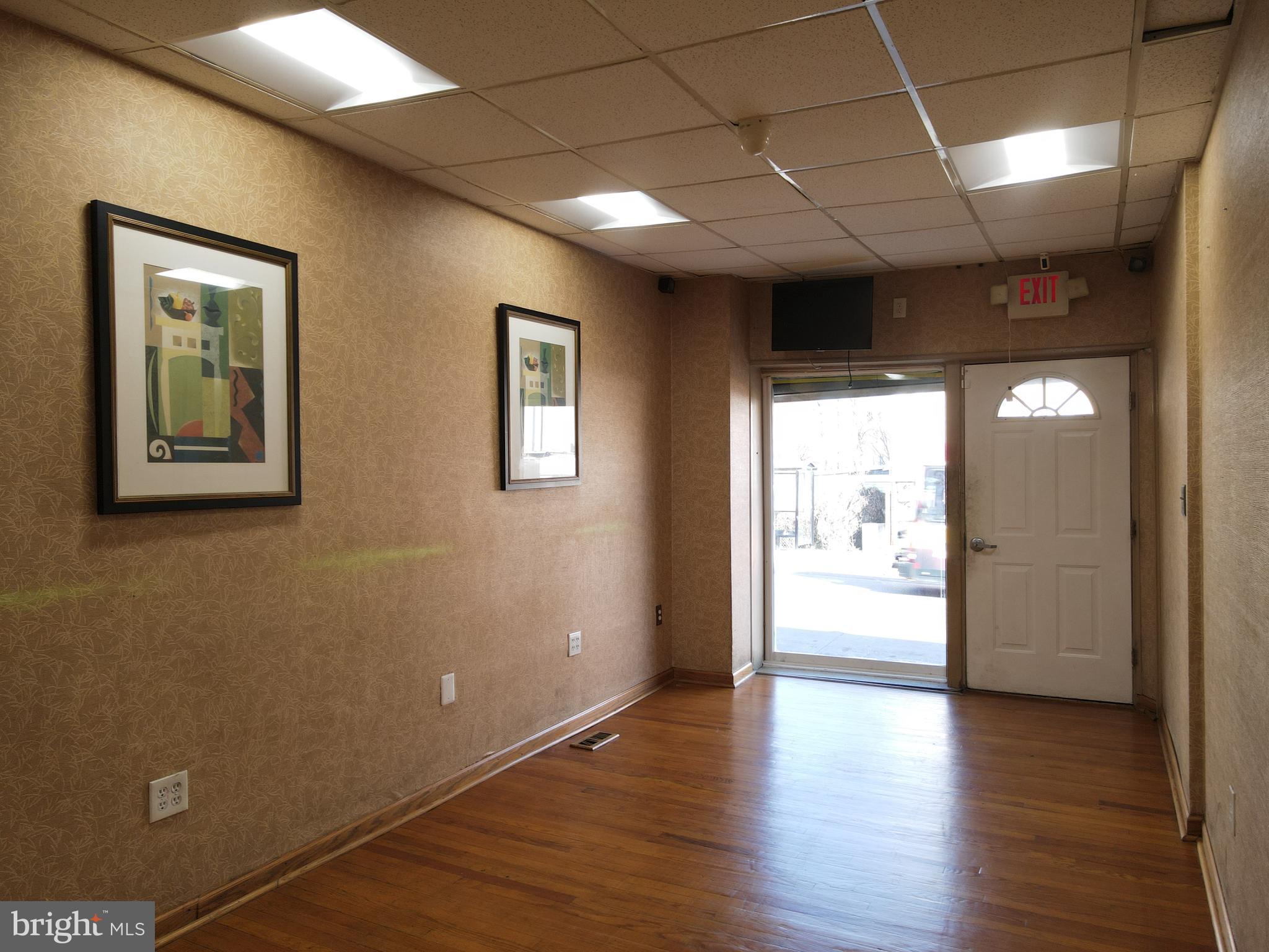 2109 EDMONDSON AVE A