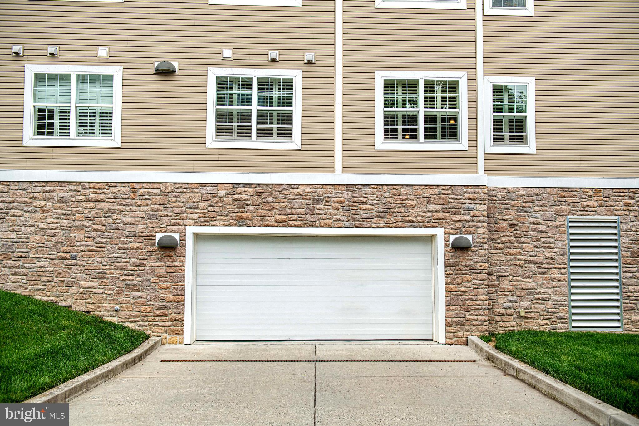 OVERLOOK AT MACPHAIL WOODS - Residential