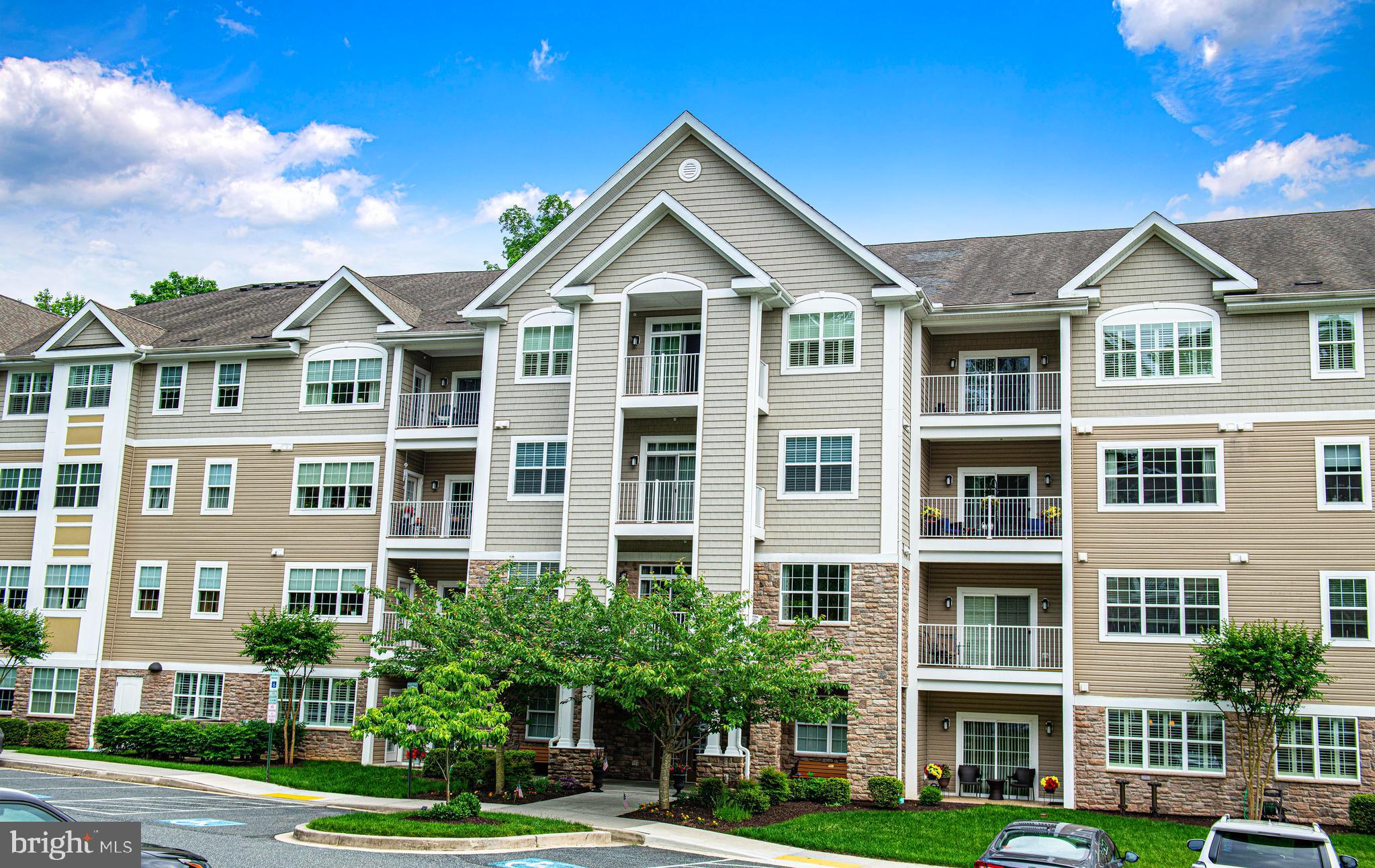 OVERLOOK AT MACPHAIL WOODS - Residential
