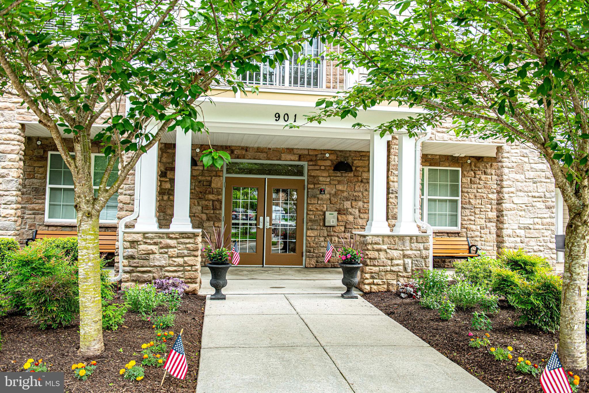 OVERLOOK AT MACPHAIL WOODS - Residential