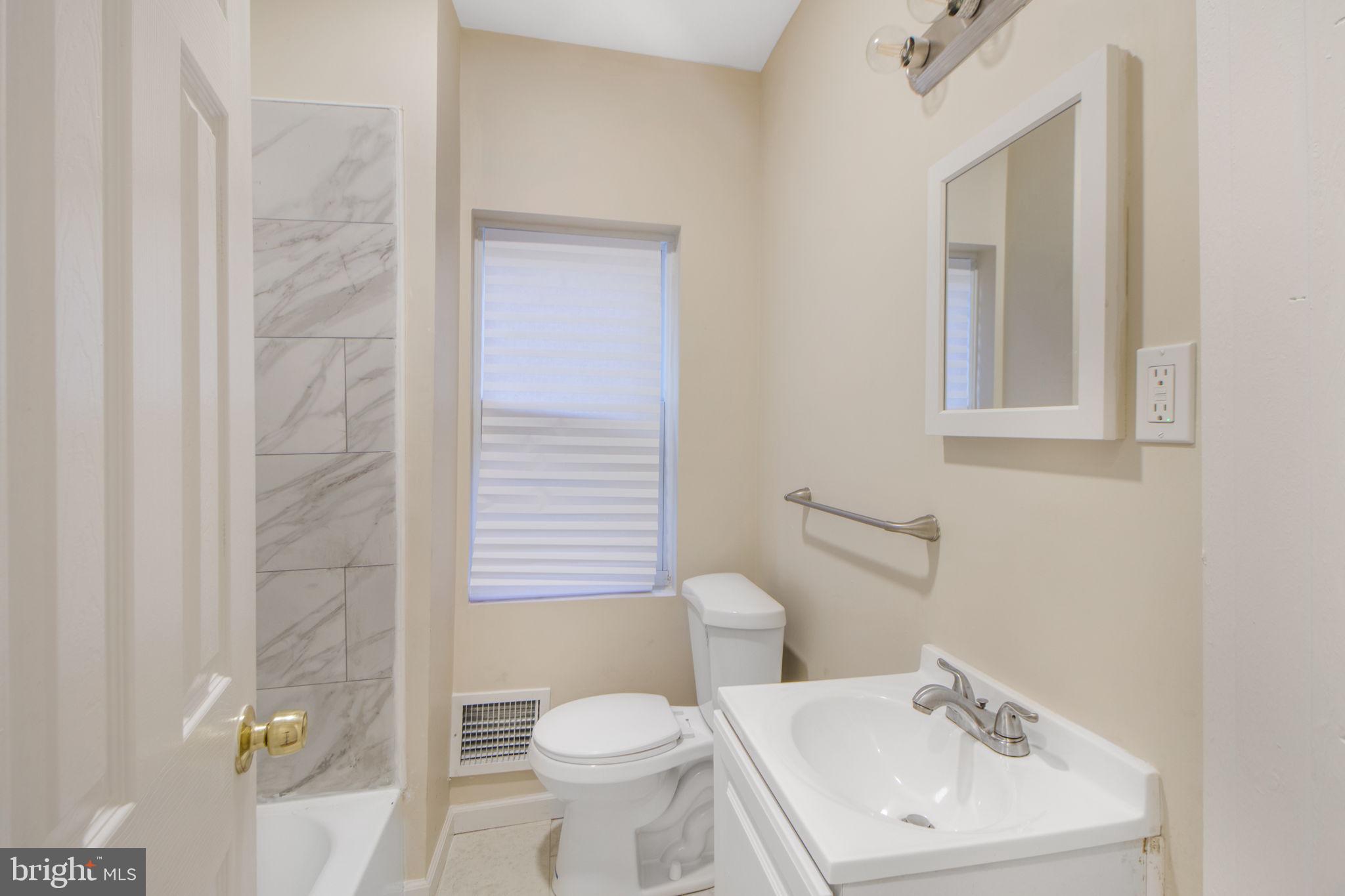 BALTIMORE EAST - SOUTH CLIFTON PARK HIST. DISTRICT - Residential