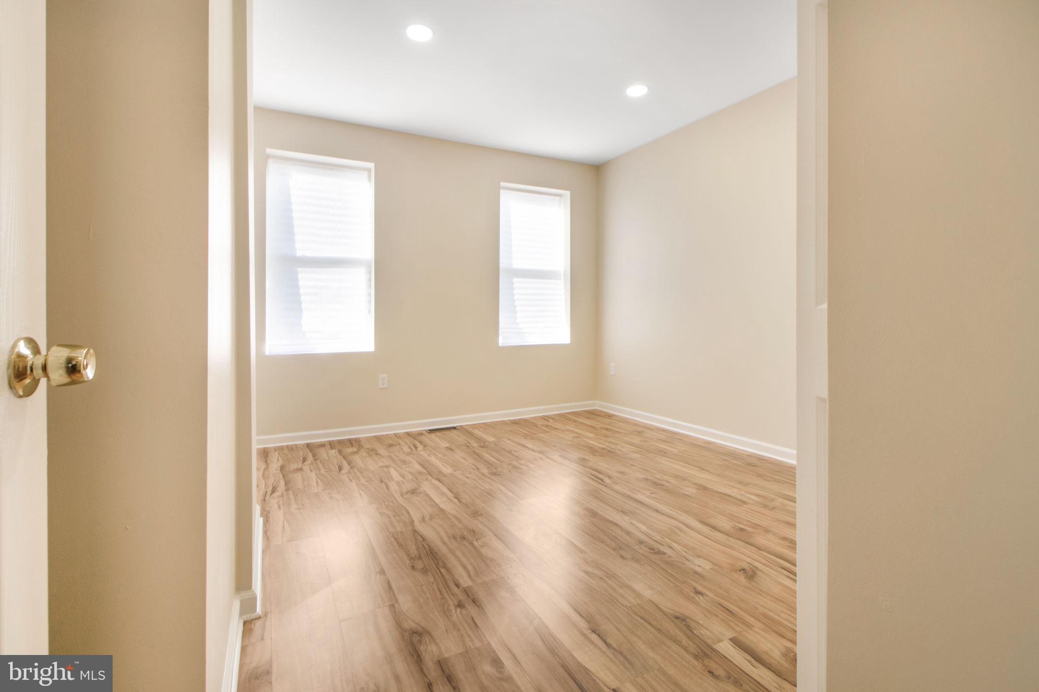 BALTIMORE EAST - SOUTH CLIFTON PARK HIST. DISTRICT - Residential