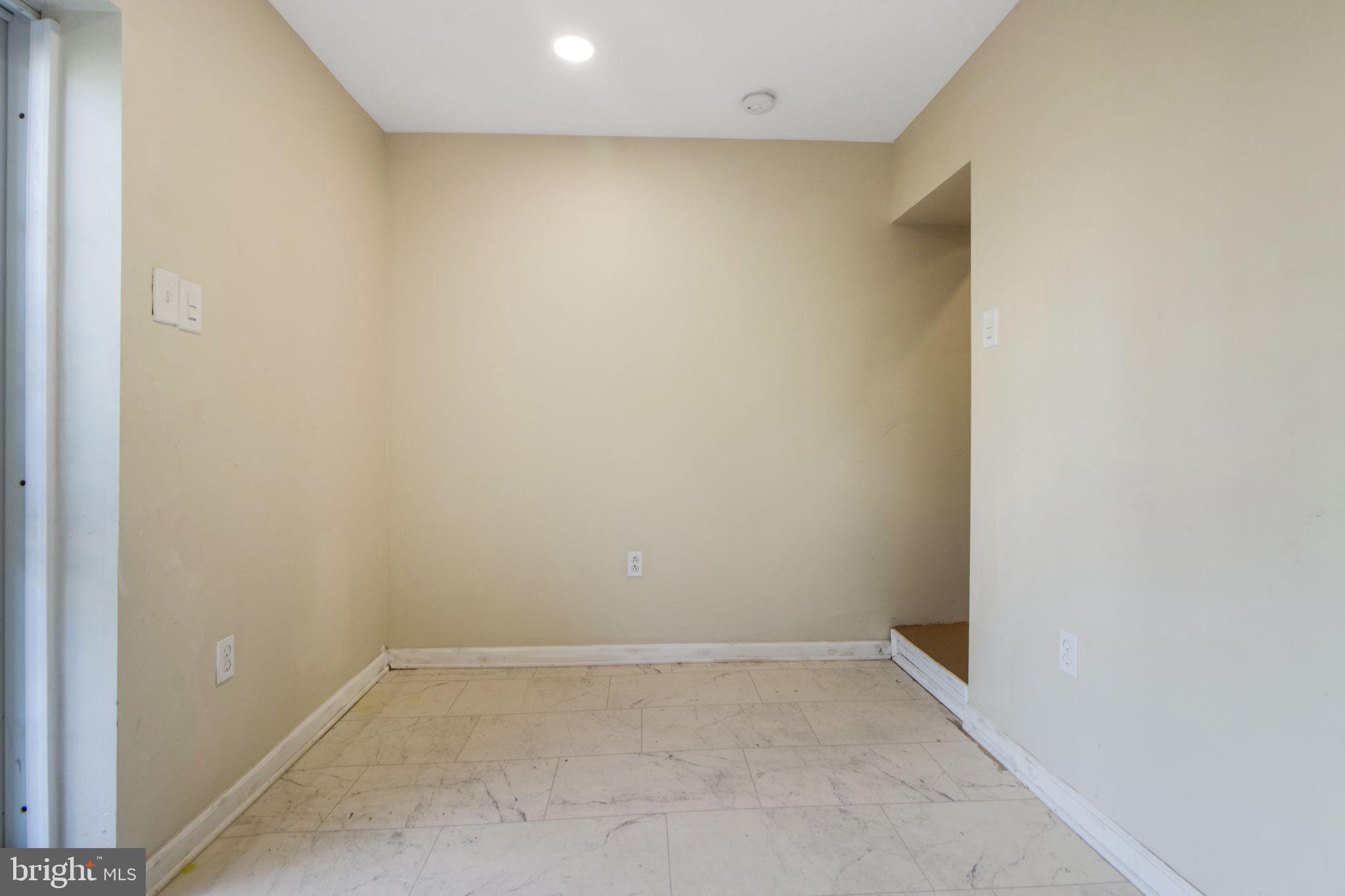 BALTIMORE EAST - SOUTH CLIFTON PARK HIST. DISTRICT - Residential