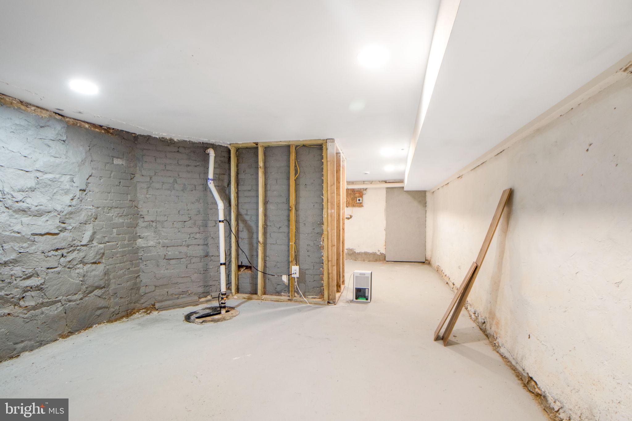 BALTIMORE EAST - SOUTH CLIFTON PARK HIST. DISTRICT - Residential