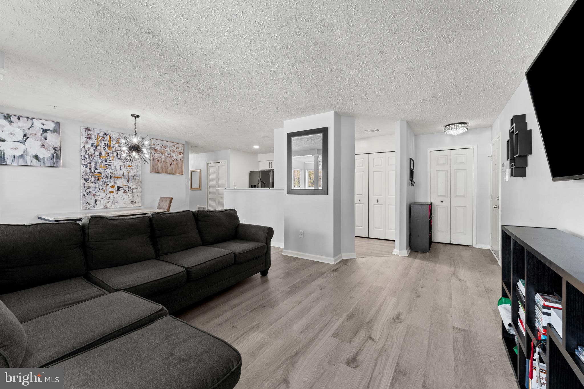 GARDEN OWINGS MILLS - Residential