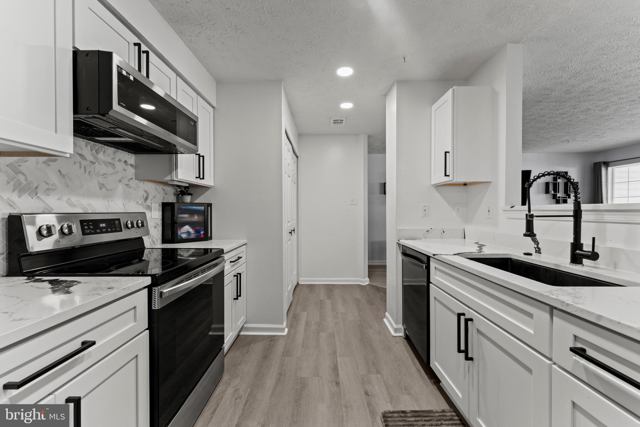 GARDEN OWINGS MILLS - Residential