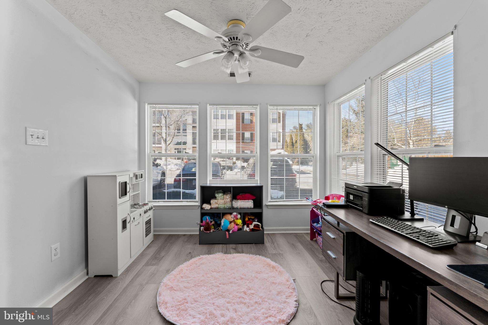 GARDEN OWINGS MILLS - Residential