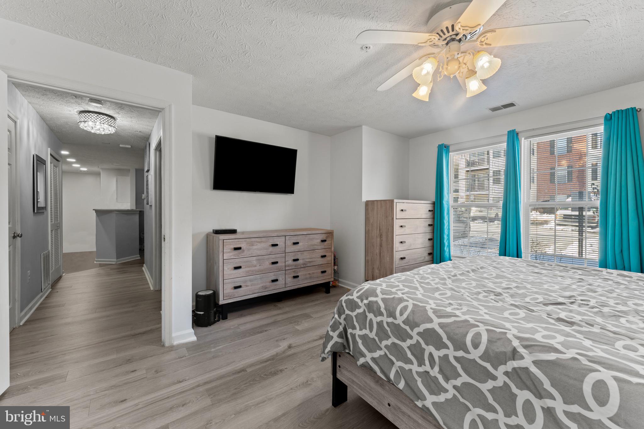 GARDEN OWINGS MILLS - Residential