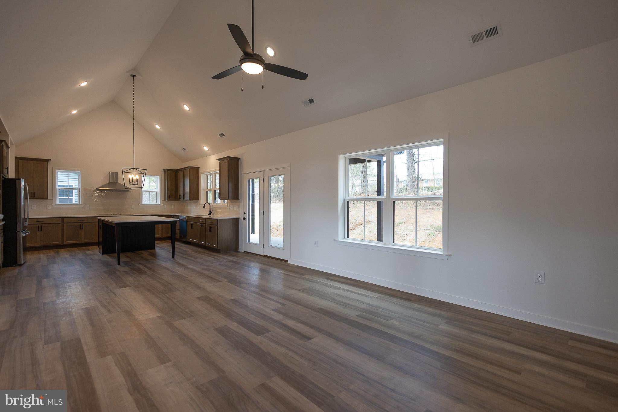 MEADOW CREST - Residential