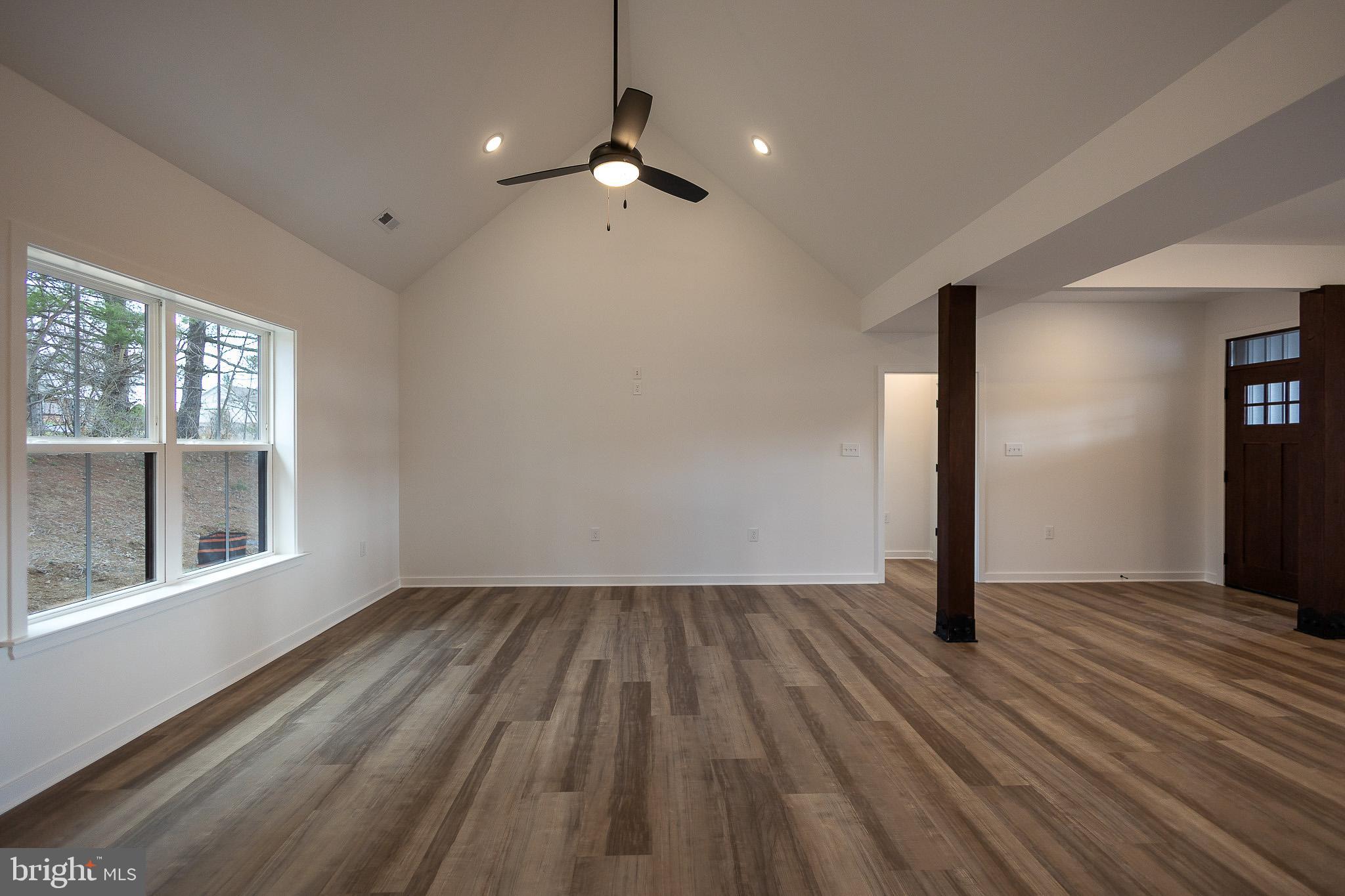 MEADOW CREST - Residential