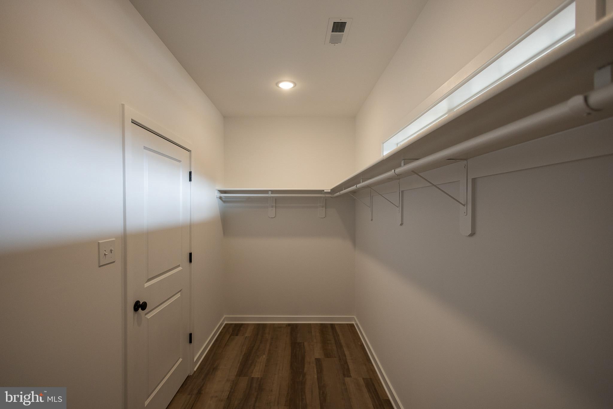 MEADOW CREST - Residential