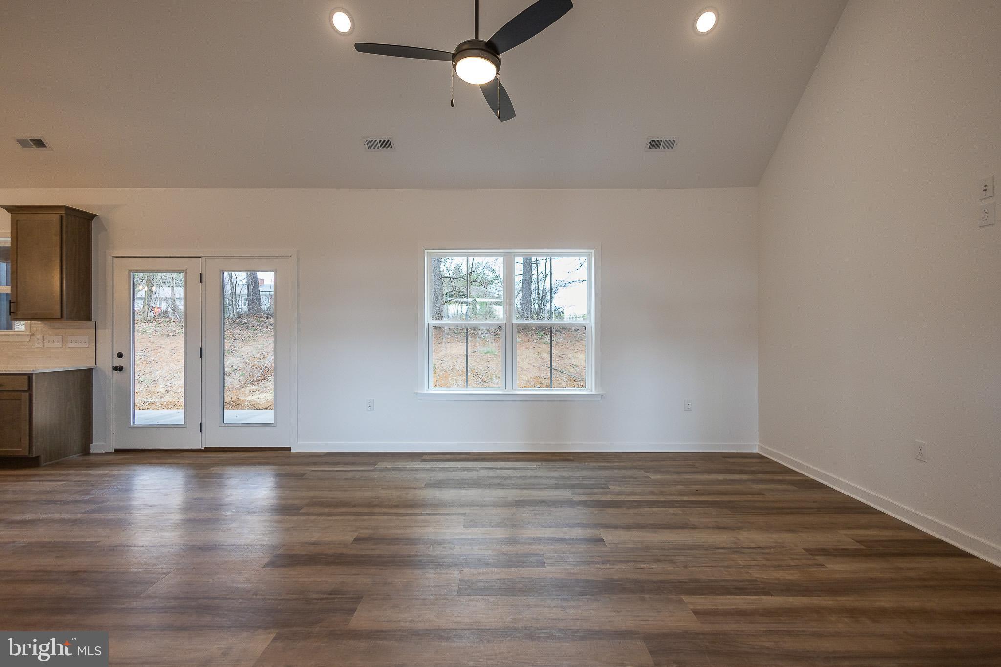 MEADOW CREST - Residential