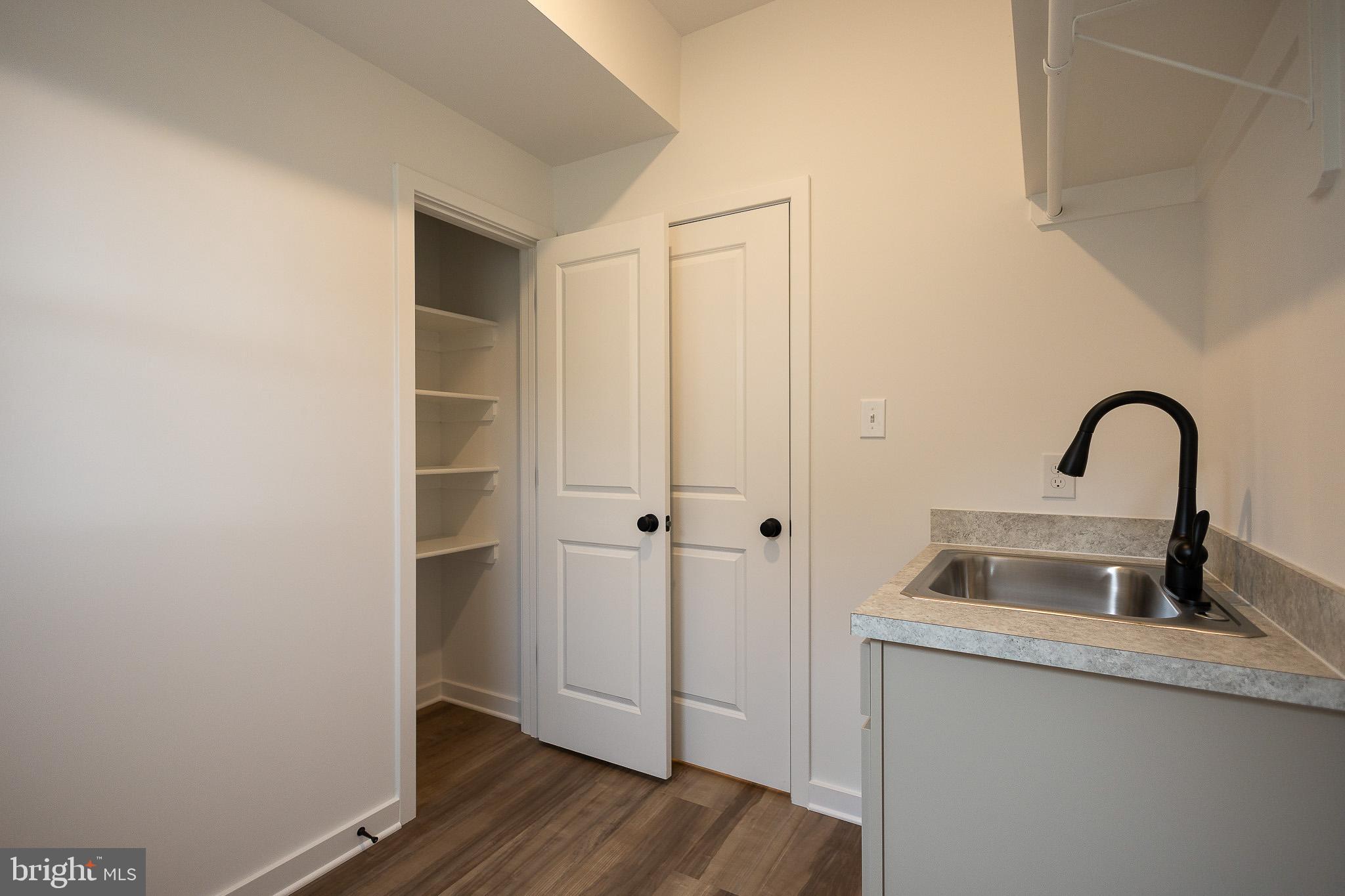 MEADOW CREST - Residential