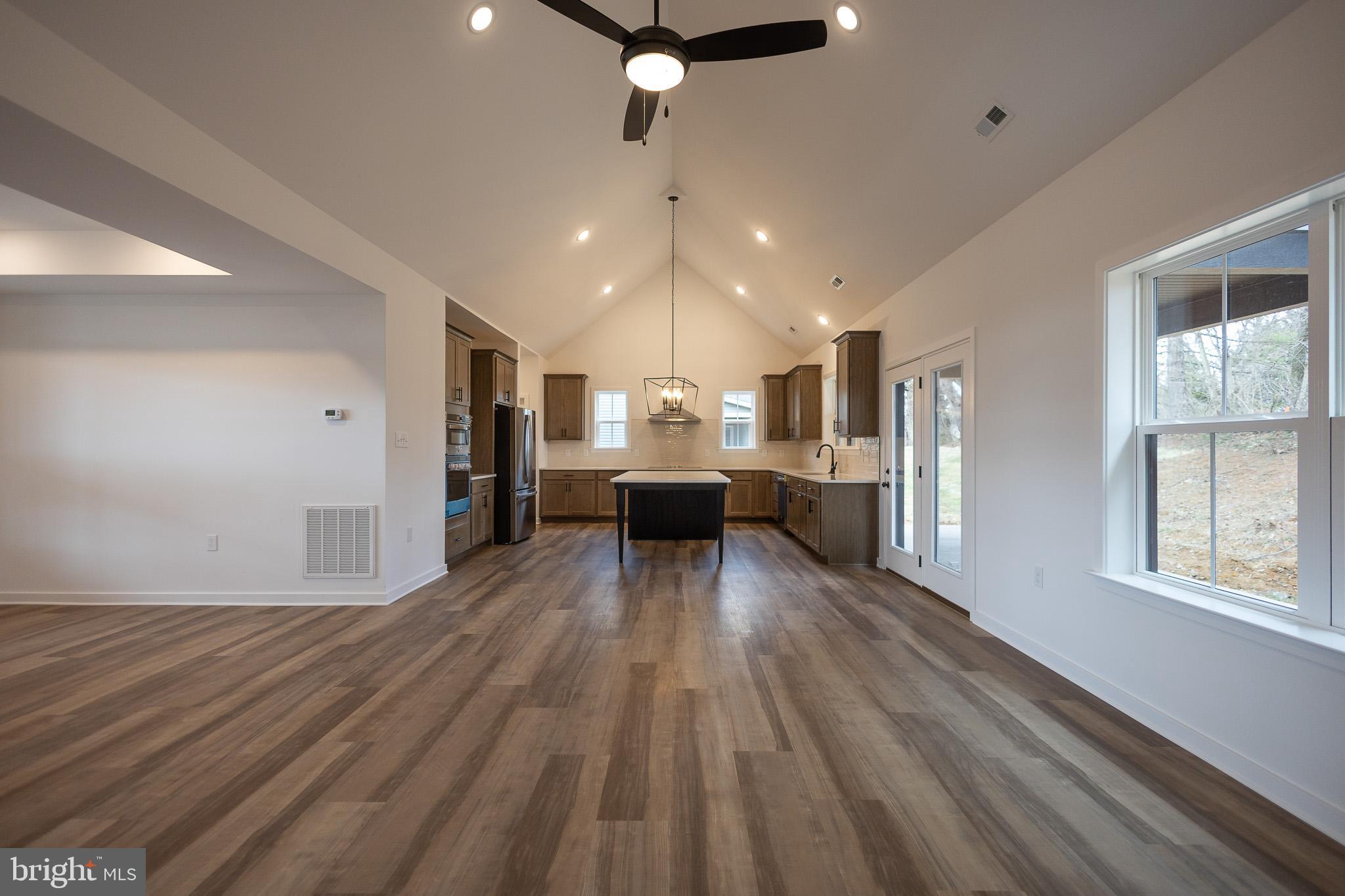 MEADOW CREST - Residential
