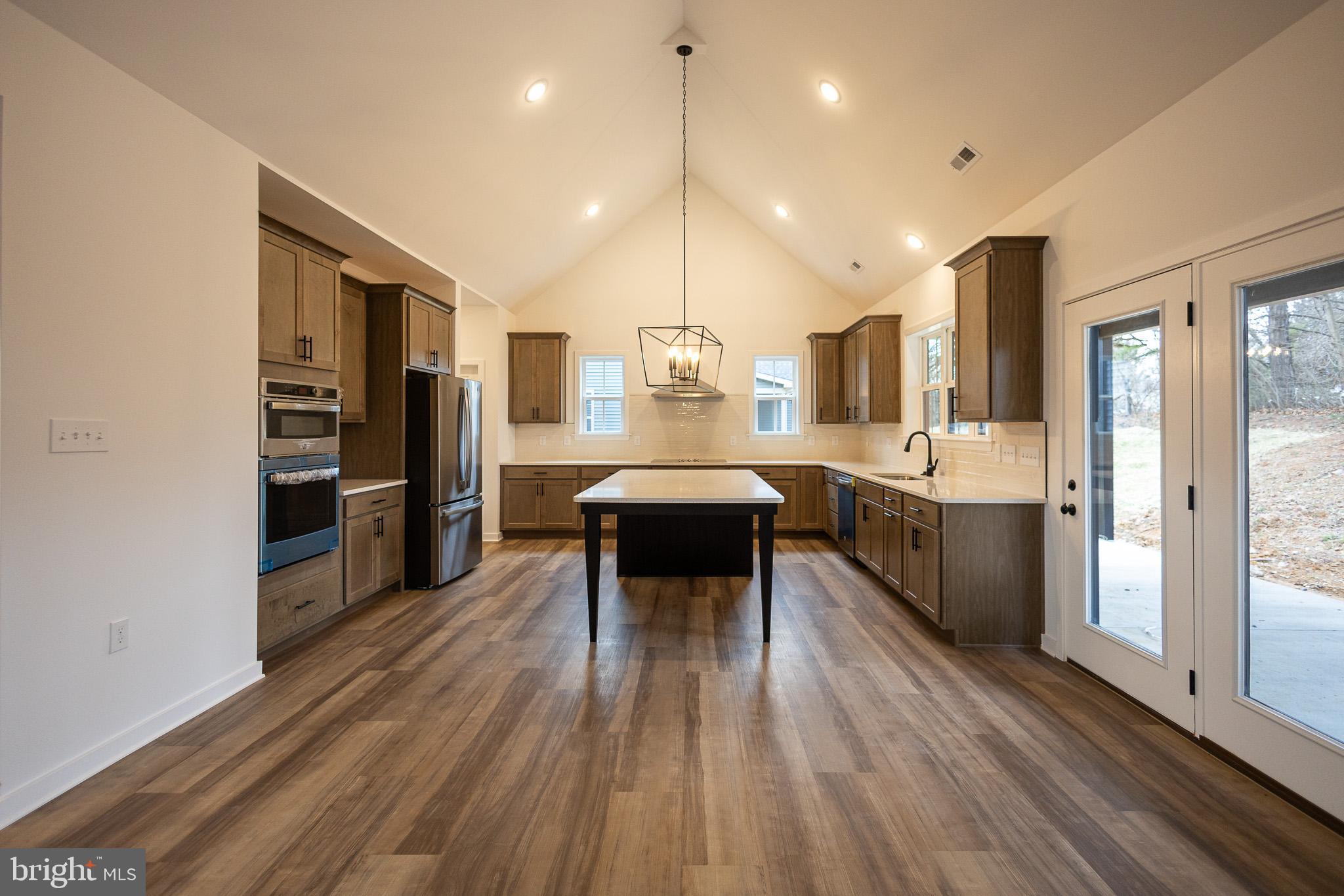 MEADOW CREST - Residential