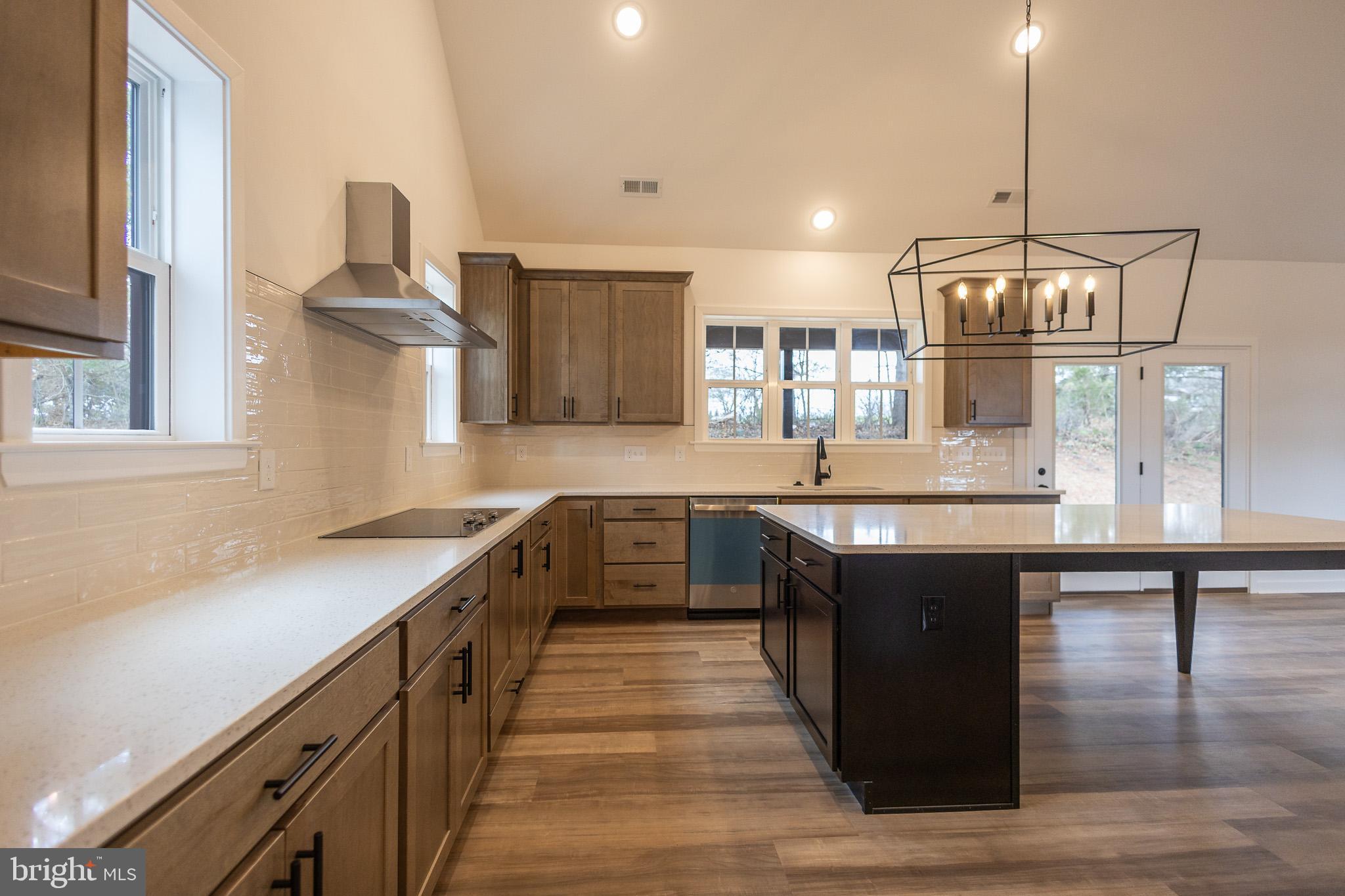 MEADOW CREST - Residential
