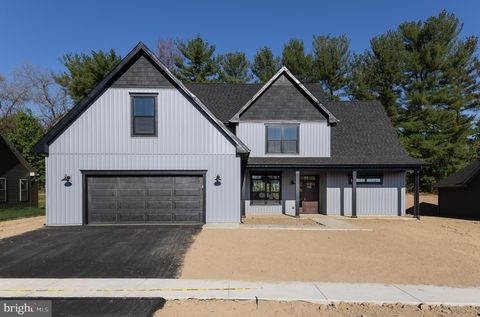 79 HASKELL DRIVE MARTINSBURG WV 25404