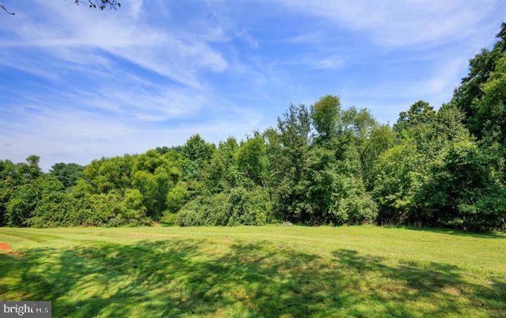 BRENTWOOD CONDO - Residential