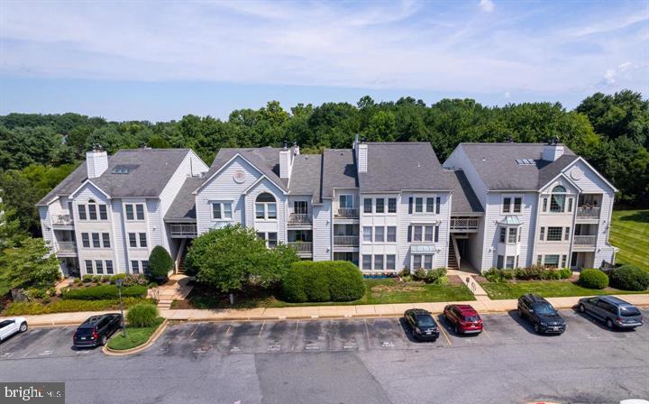 BRENTWOOD CONDO - Residential