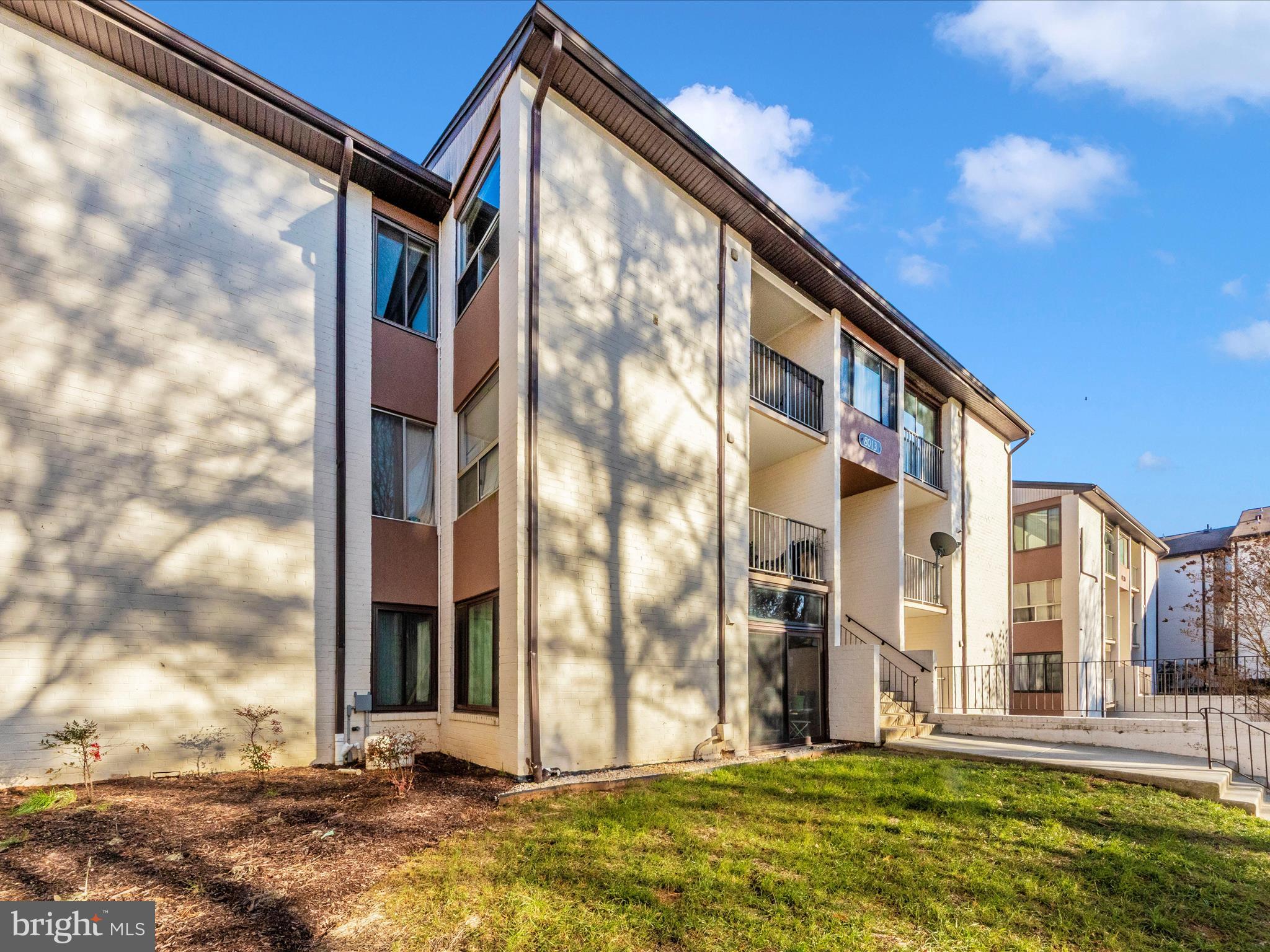 GREENBRIAR CONDO PHASE III - Residential