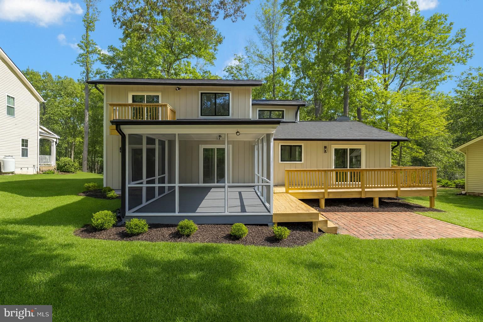 LAKE OF THE WOODS - Residential