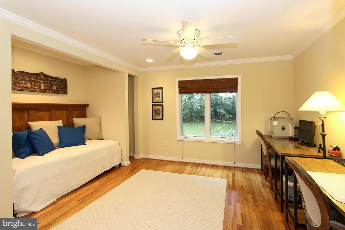 BRADLEY PARK - Residential